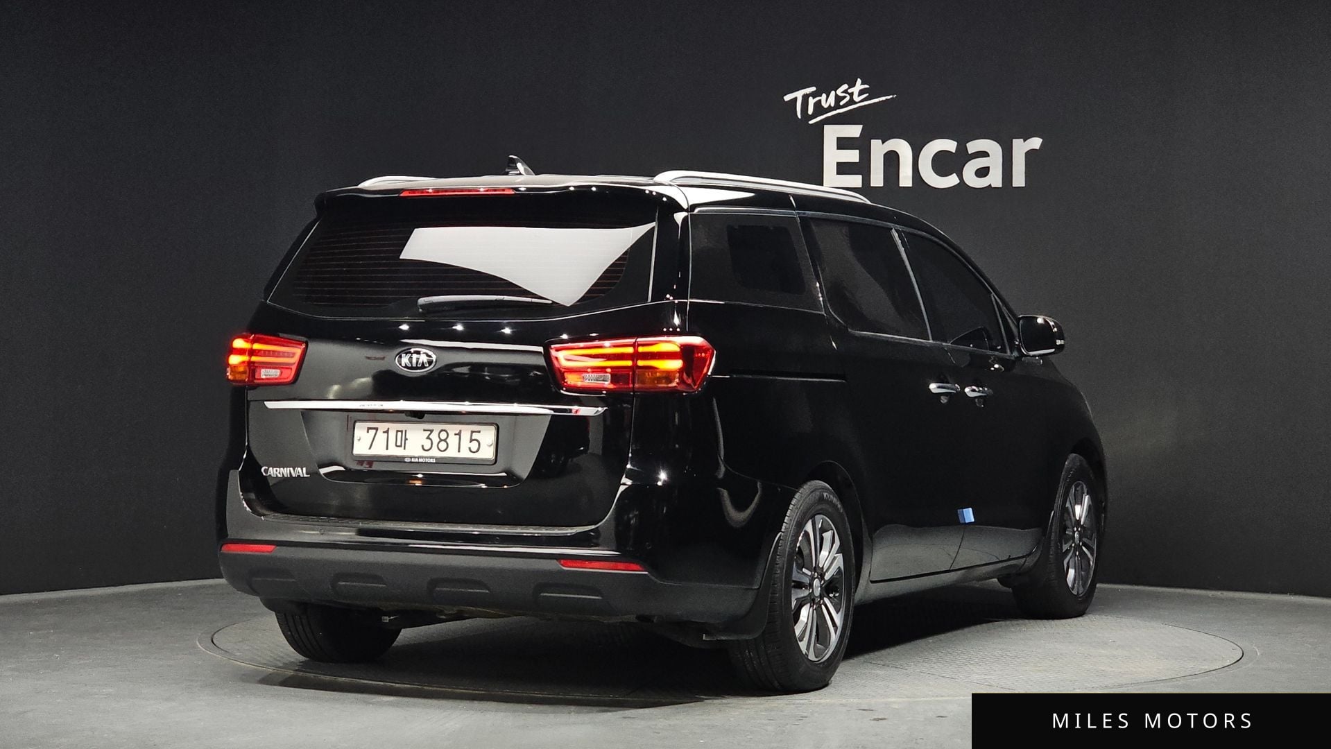 Kia Canival 2020 — миниатюра 2