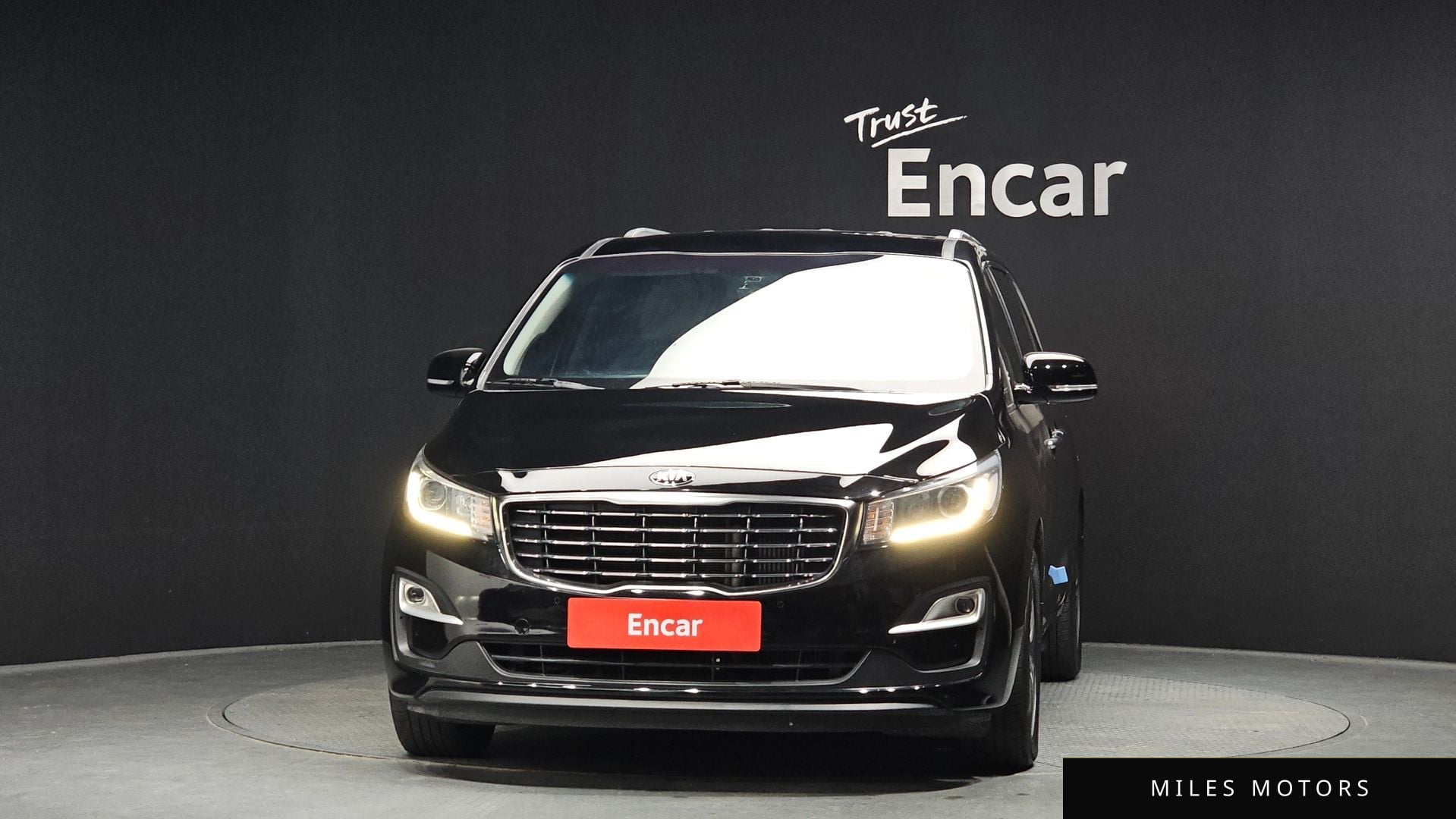 Kia Canival 2020 — миниатюра 3