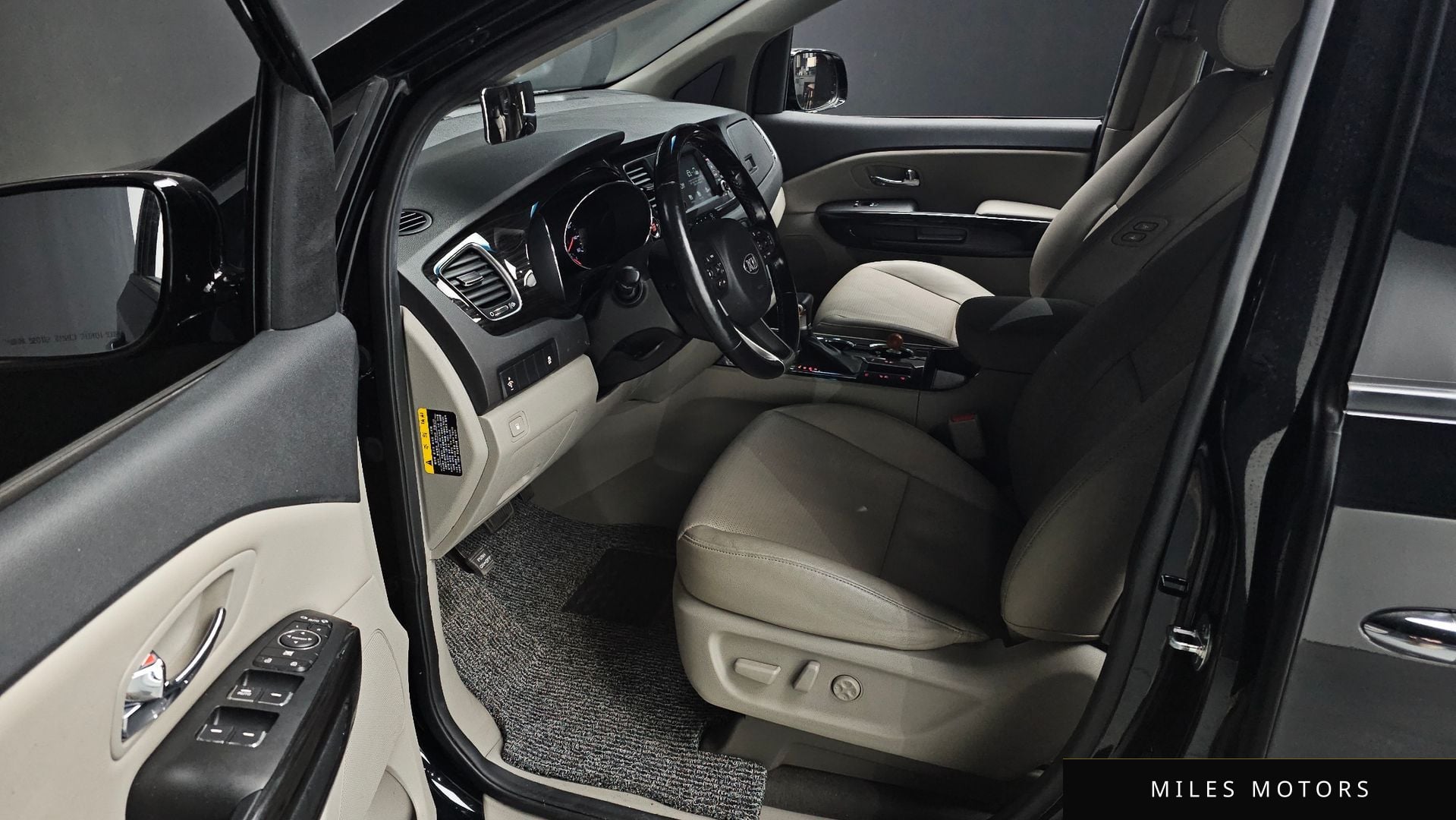 Kia Canival 2020 — миниатюра 11