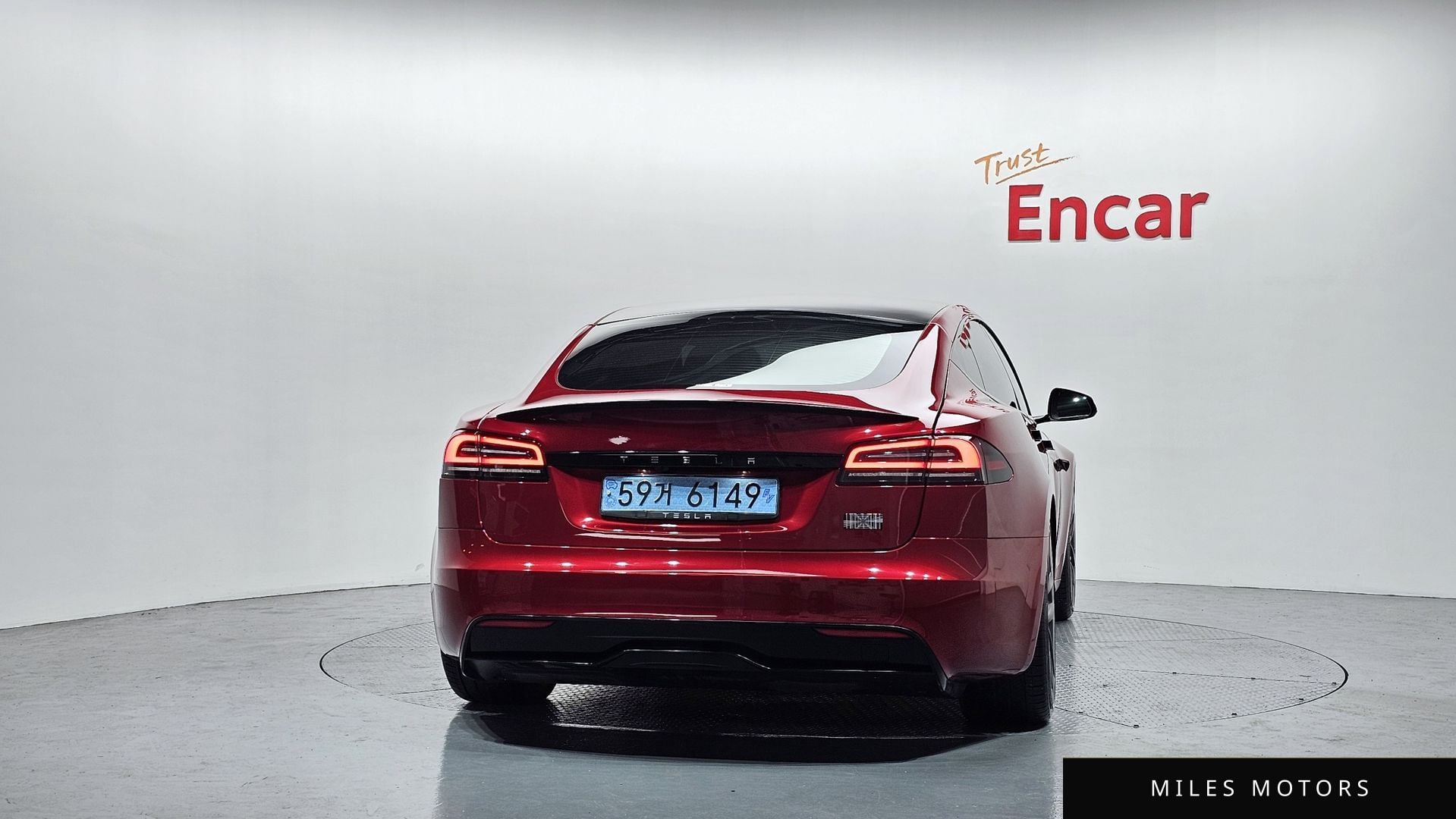 Tesla Model S 2023 — миниатюра 4