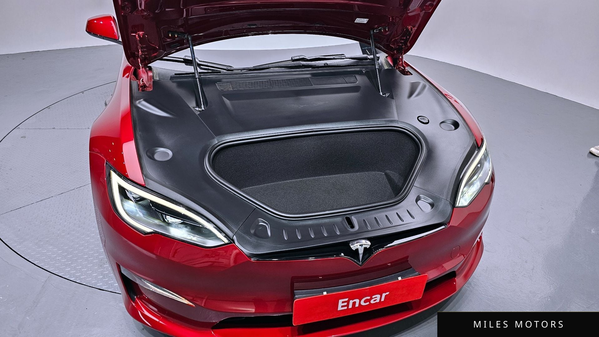 Tesla Model S 2023 — миниатюра 6