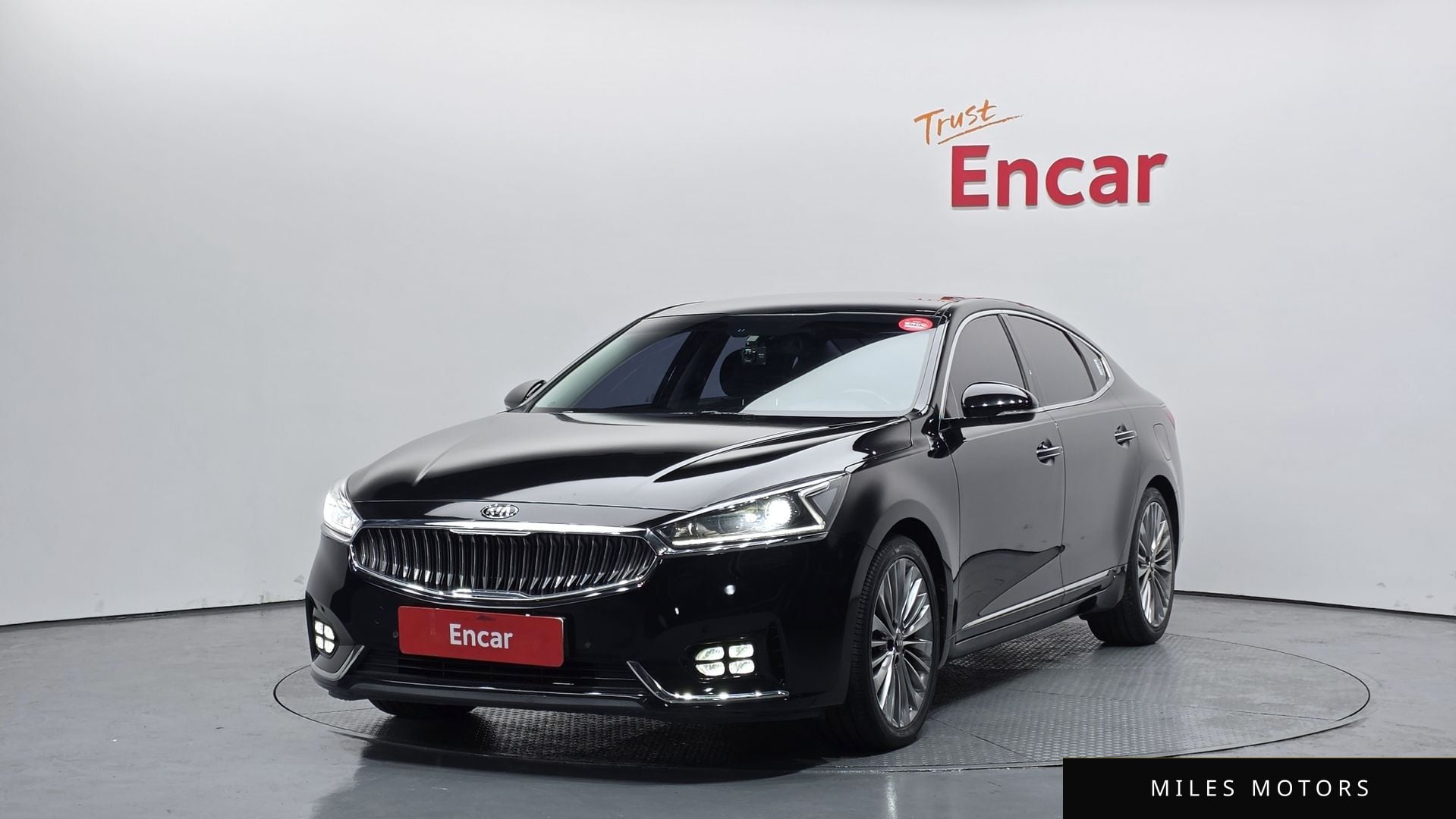 Kia K7 2016 — фото 1 из 12