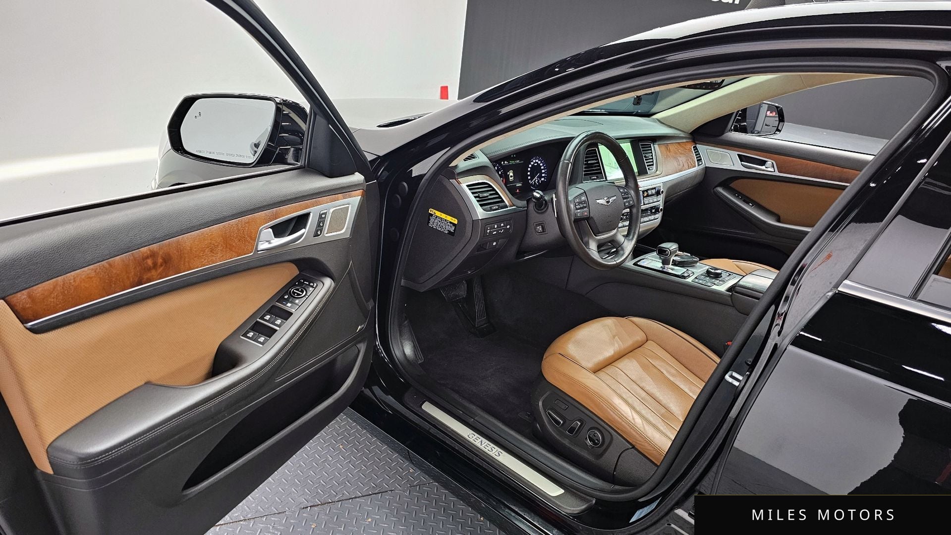Genesis G80 2017 — миниатюра 11