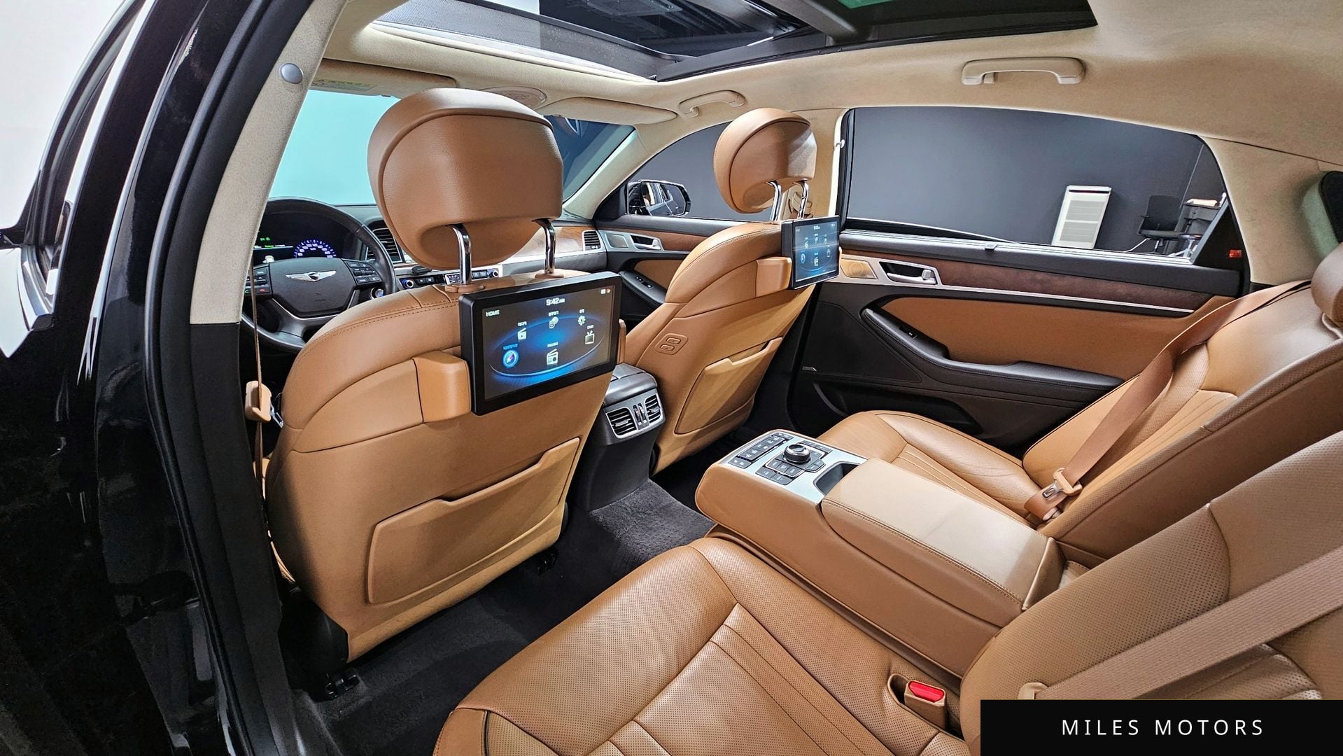 Genesis G80 2017 — миниатюра 12
