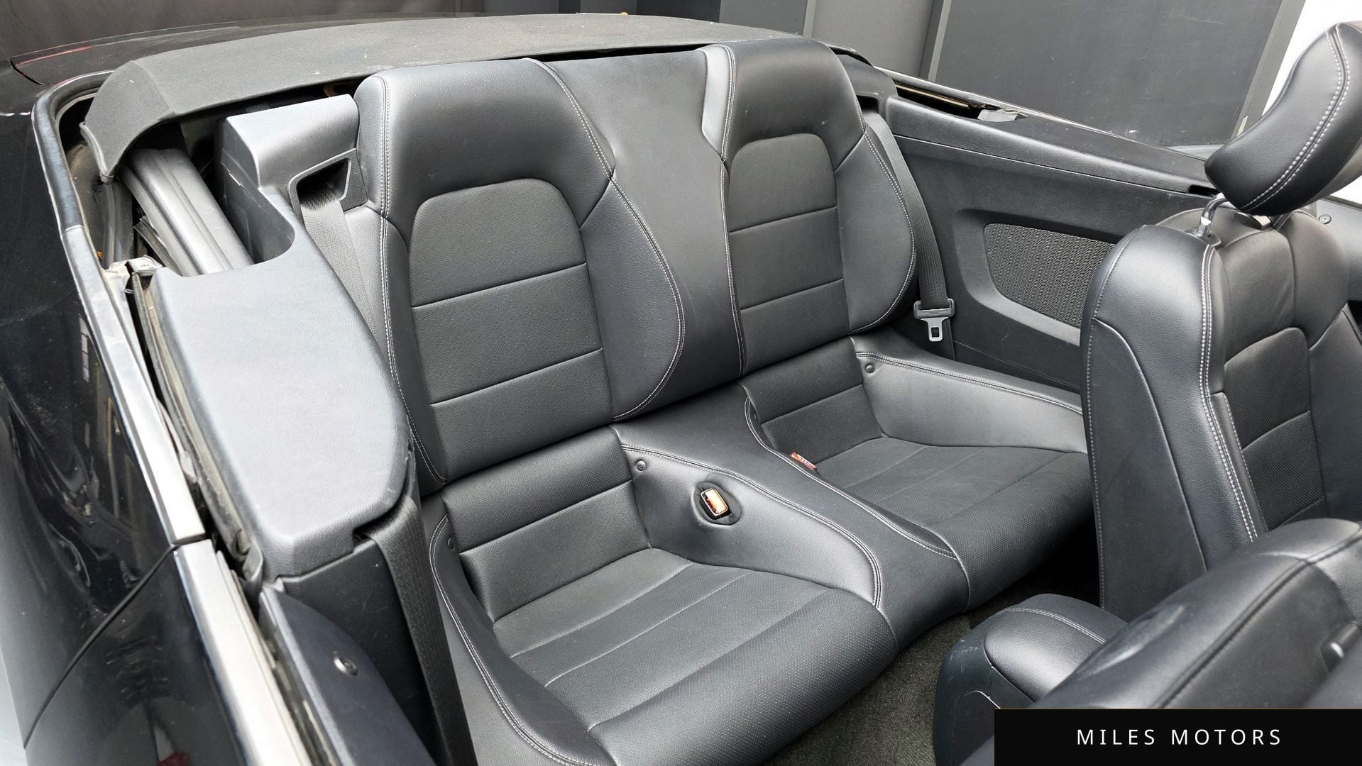 Ford Mustang 2015 — миниатюра 12