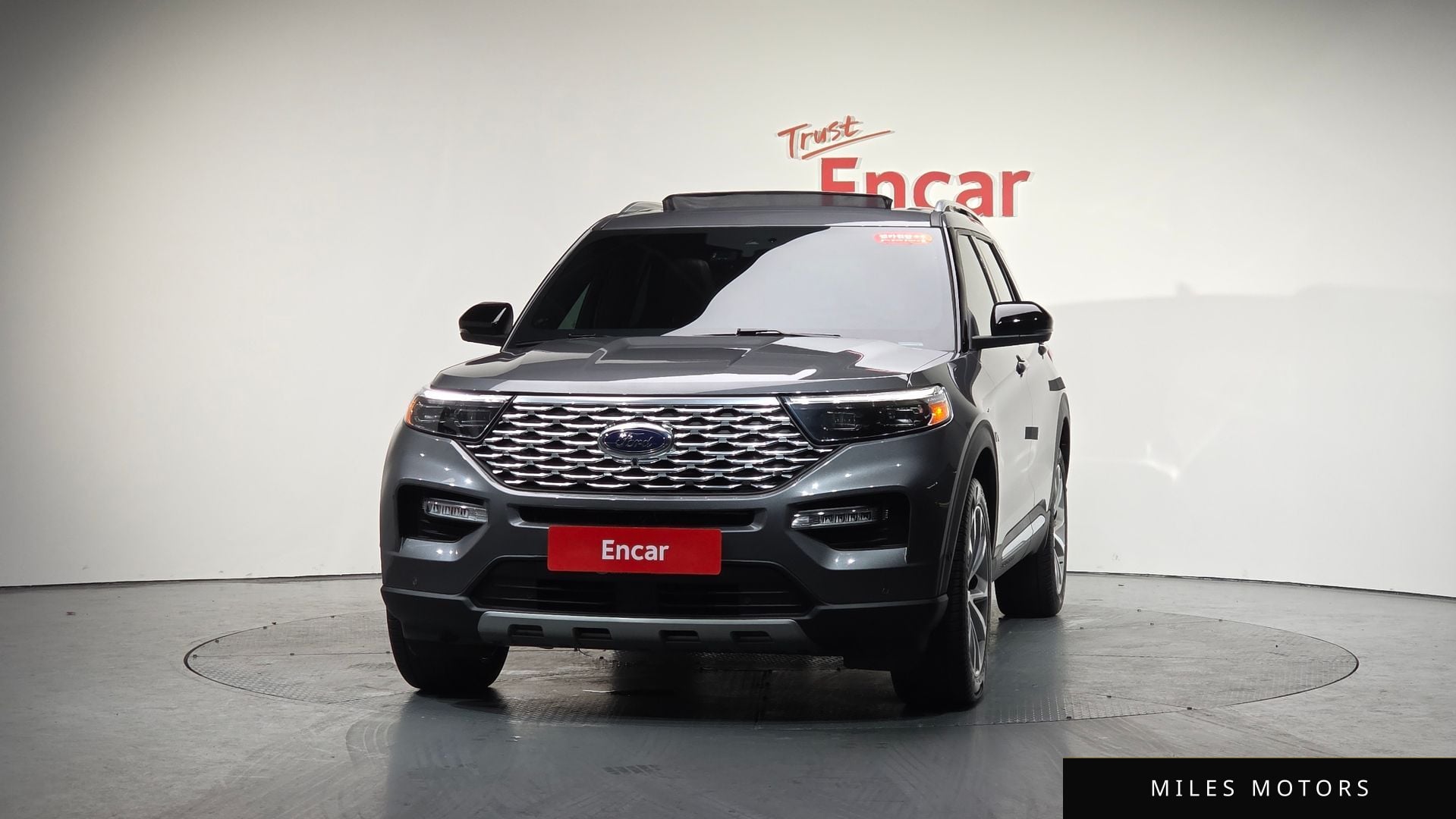 Ford Explorer 2021 — миниатюра 2