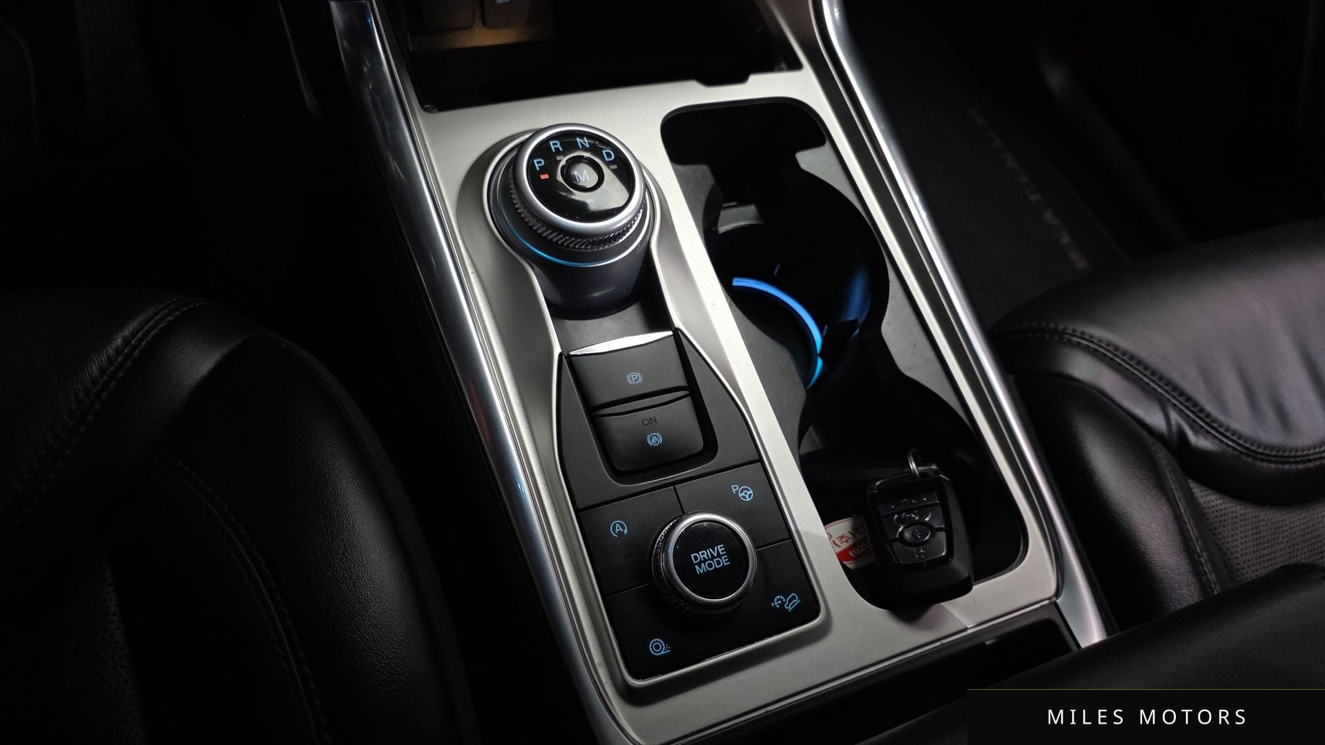 Ford Explorer 2021 — миниатюра 8