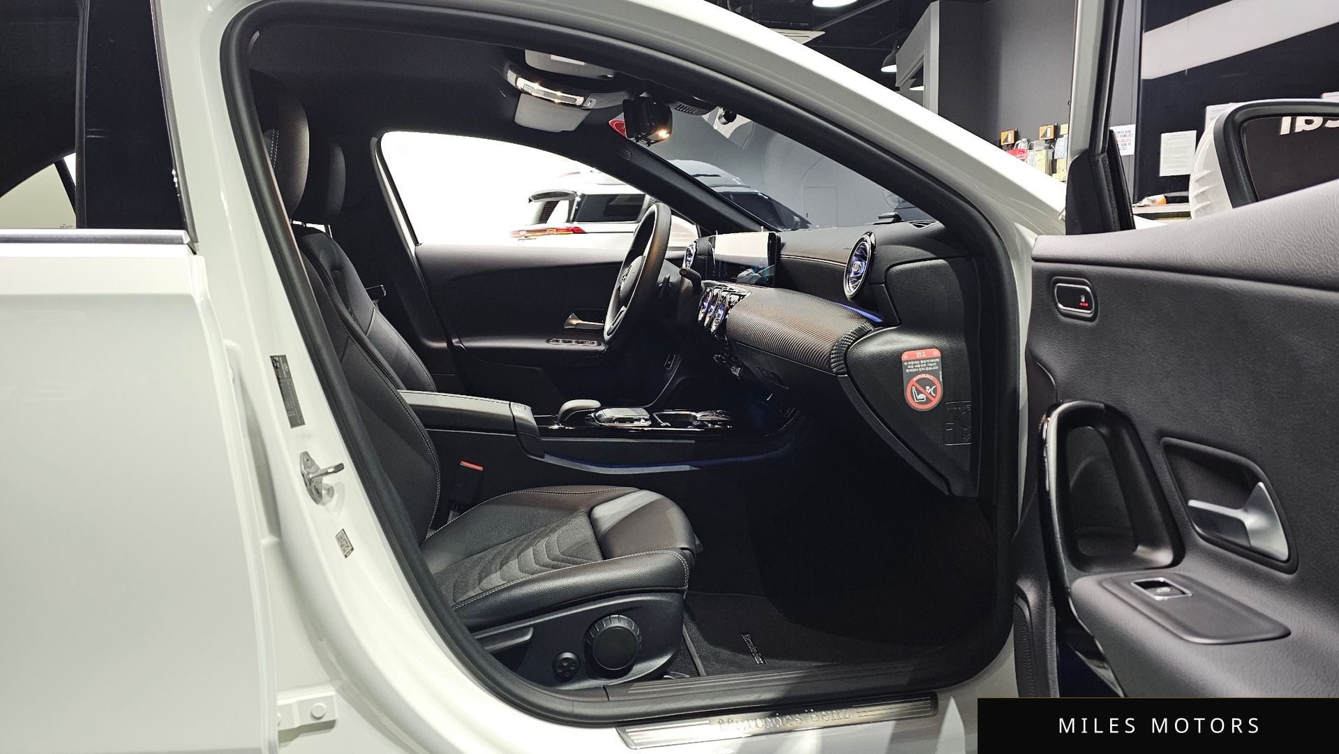Mercedes-Benz A-Class W177 2020 — миниатюра 10