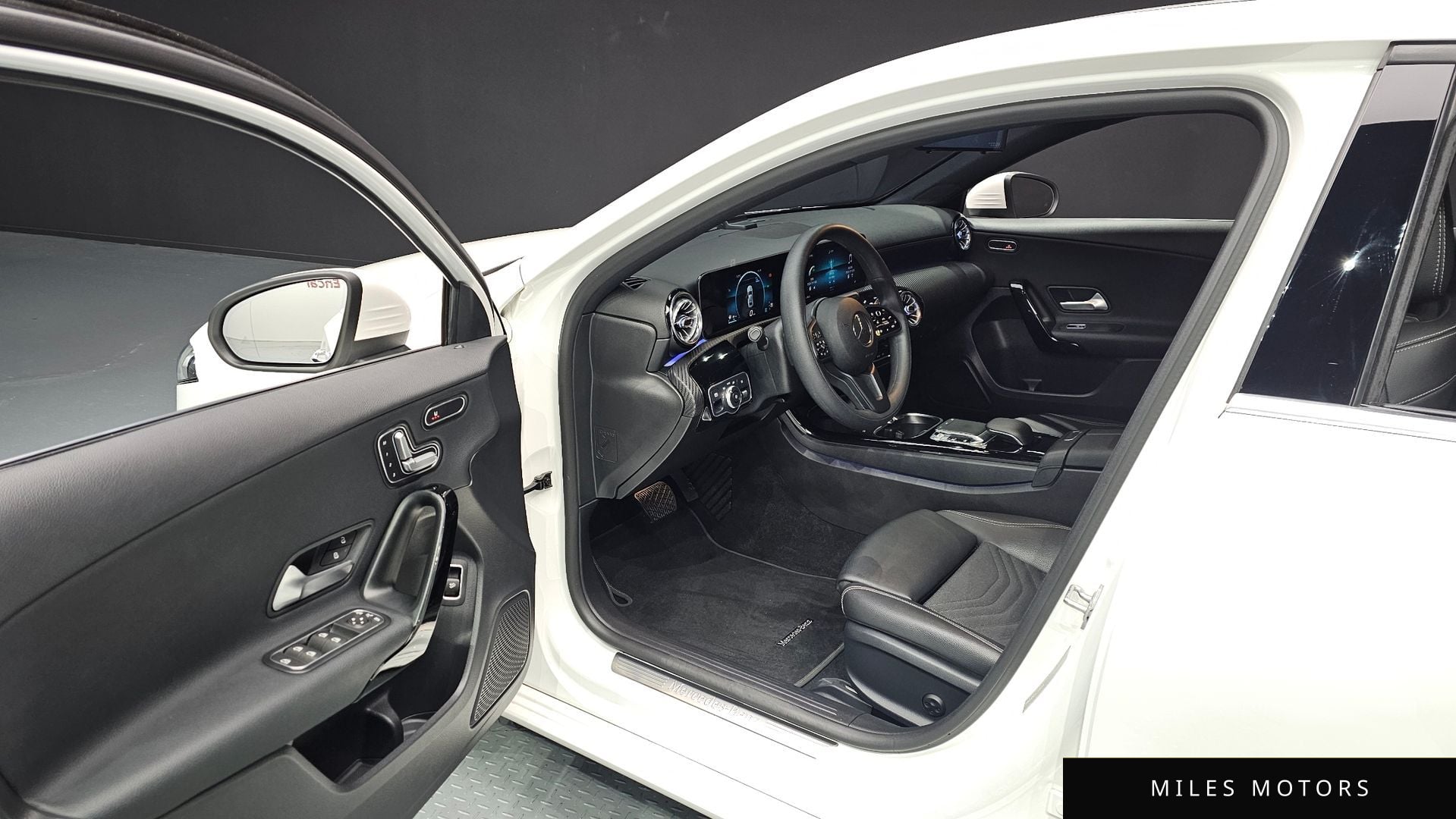 Mercedes-Benz A-Class W177 2020 — миниатюра 11