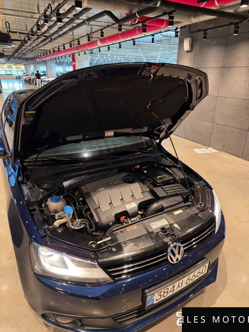 Volkswagen Jetta 2013 — миниатюра 7