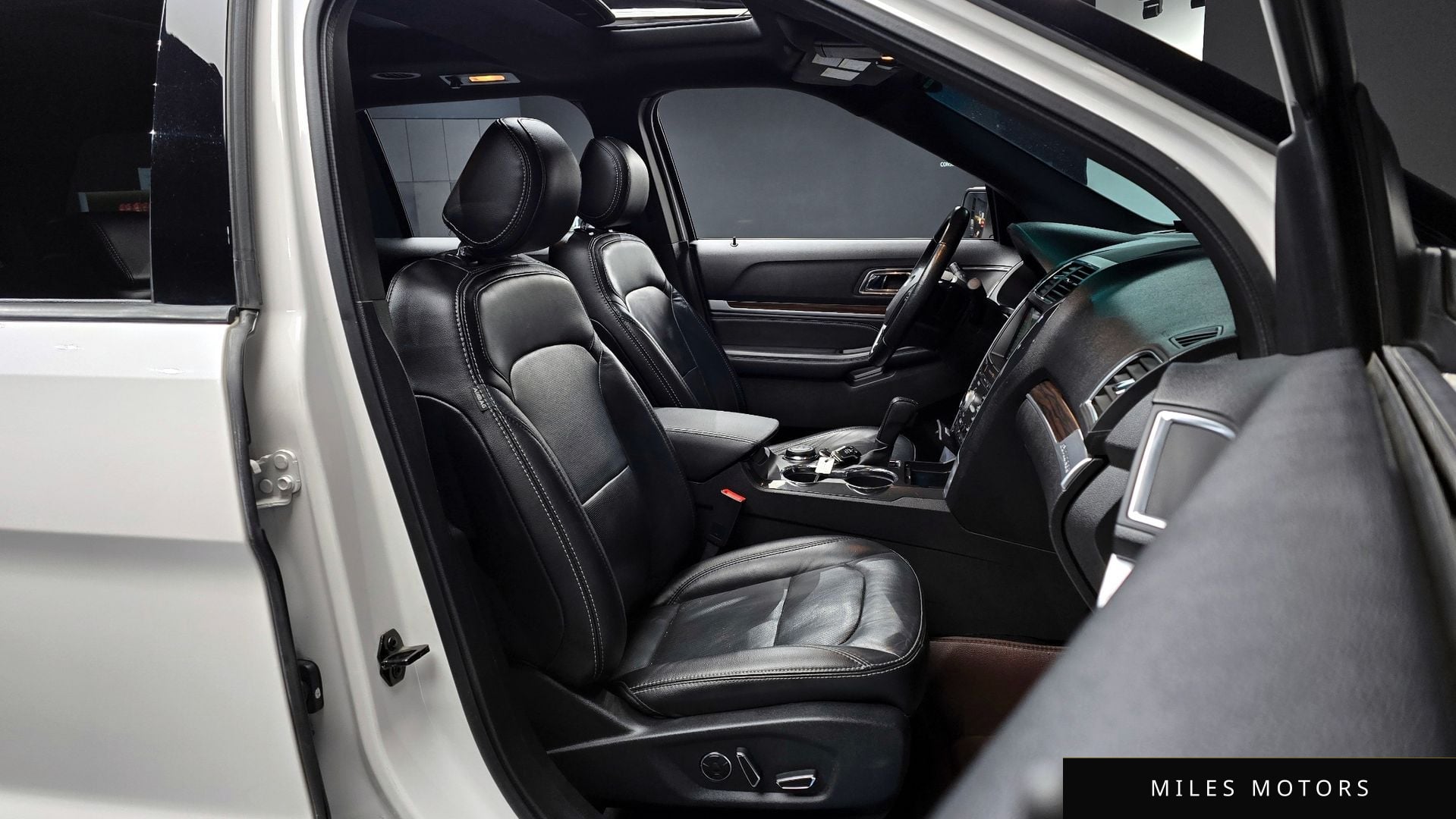 Ford Explorer 2017 — миниатюра 10