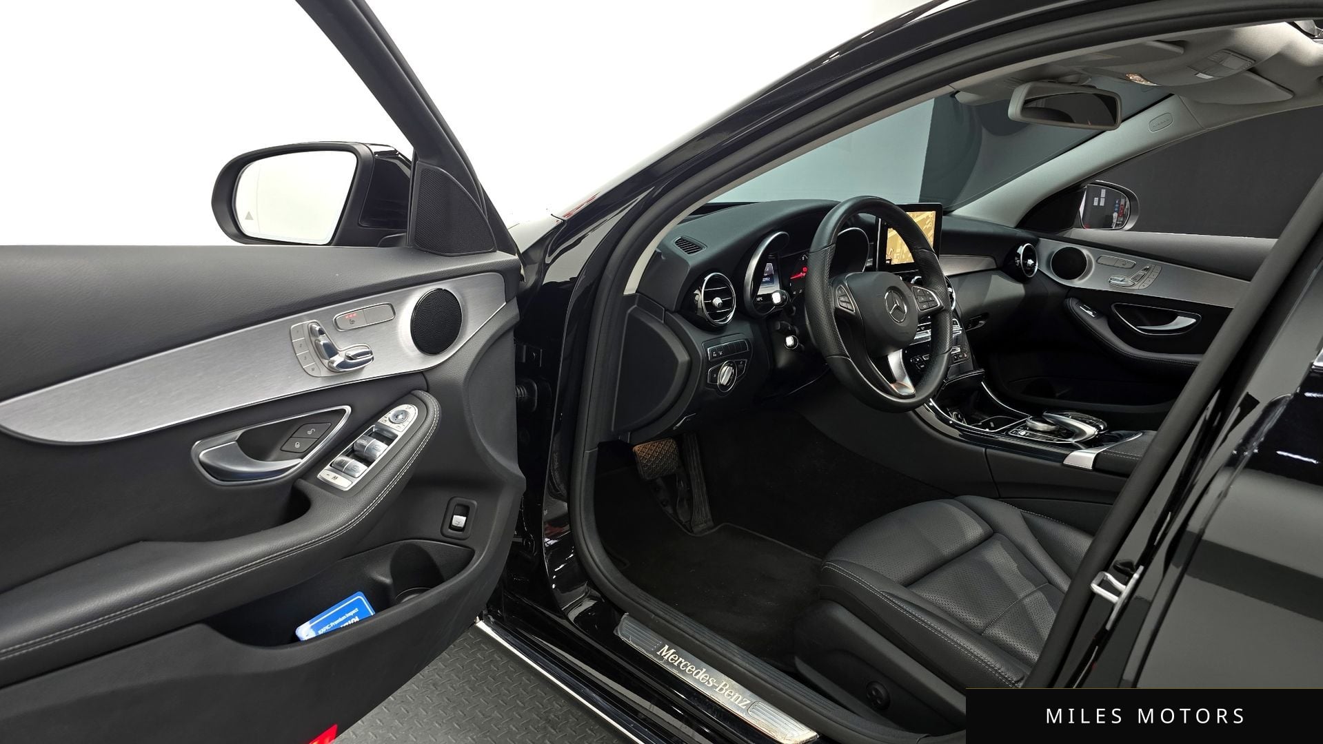 Mercedes-Benz C-클래스 W205 2017 — миниатюра 11
