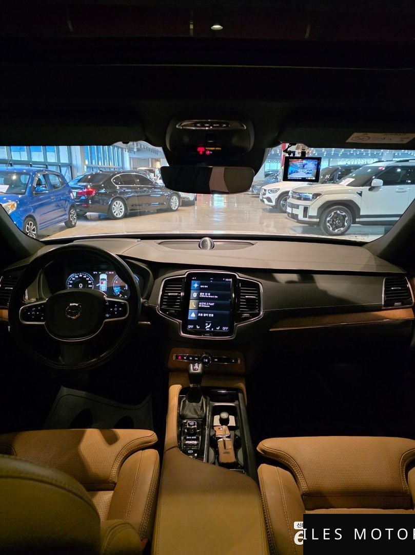 Volvo XC90 2020 — миниатюра 10