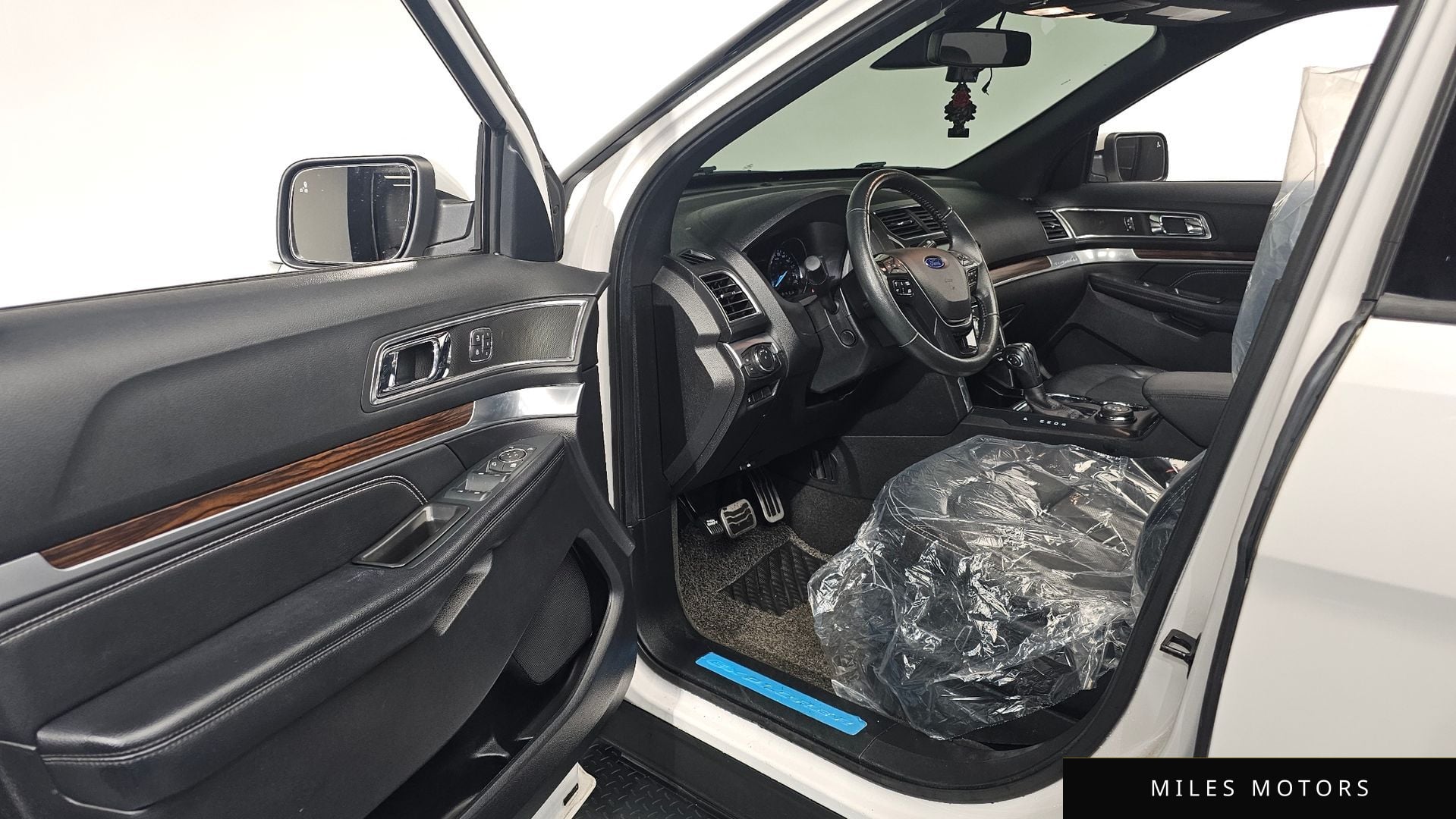 Ford Explorer 2018 — миниатюра 10
