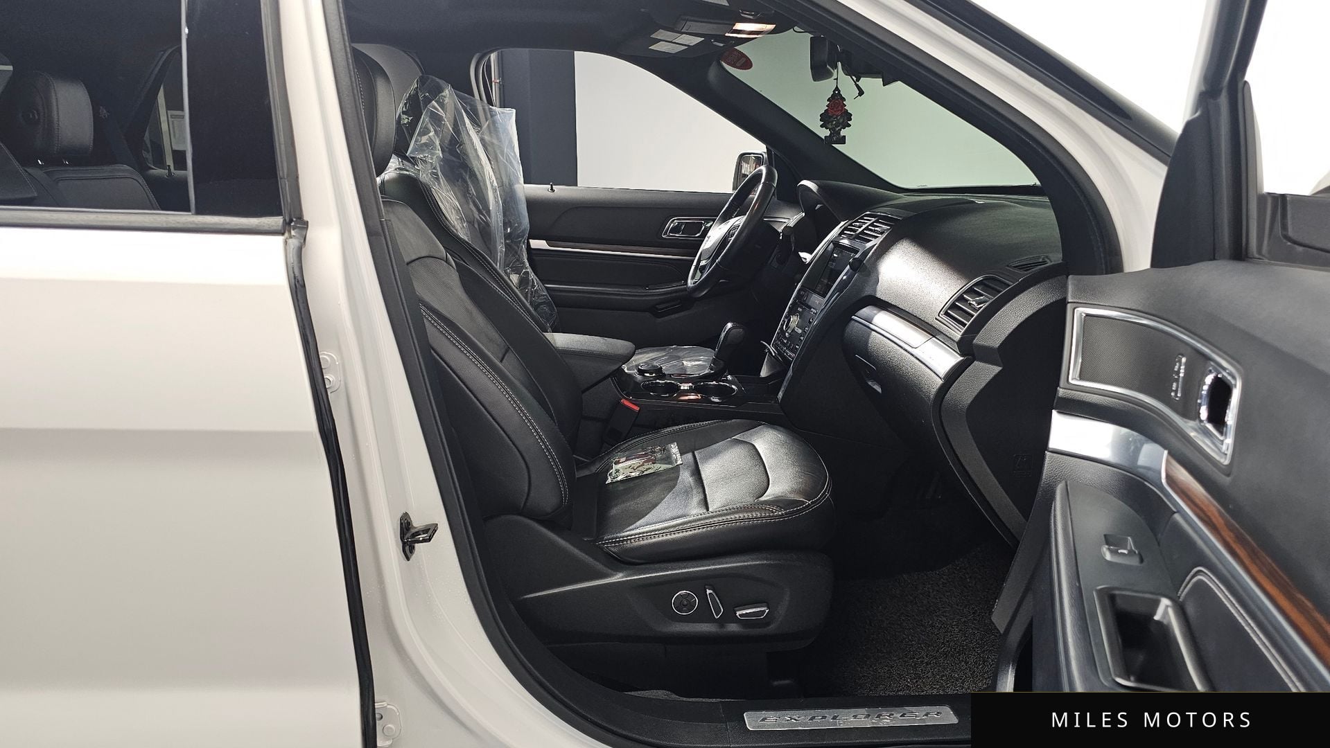 Ford Explorer 2018 — миниатюра 11