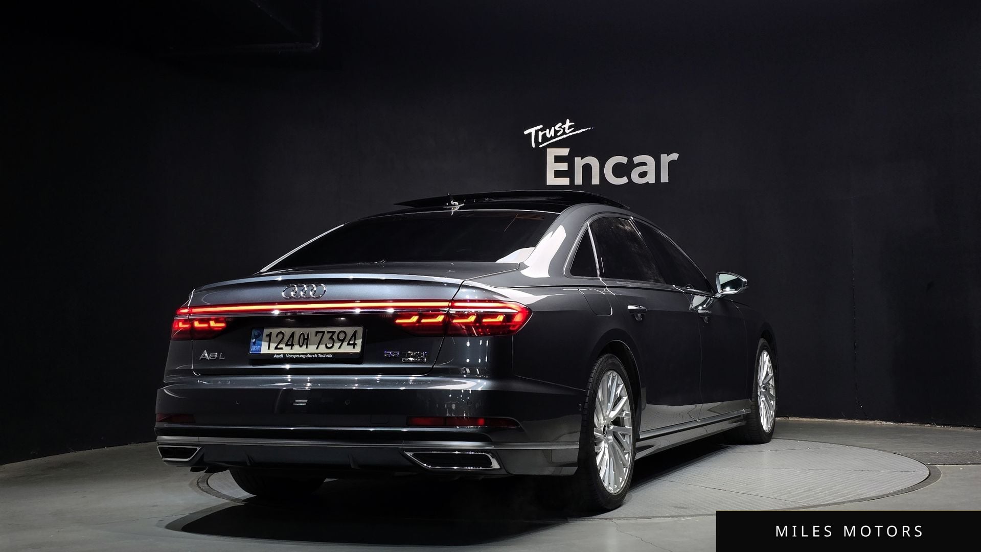 Audi A8 (D5) 2021 — миниатюра 2
