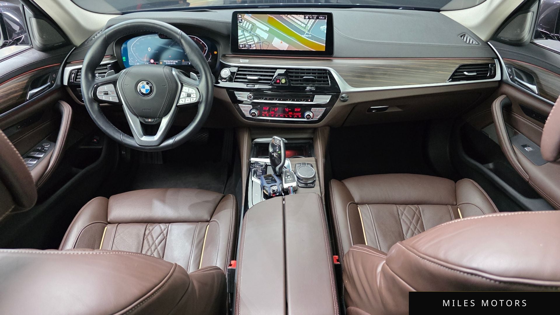 BMW 5 Series (G30) 2022 — миниатюра 7