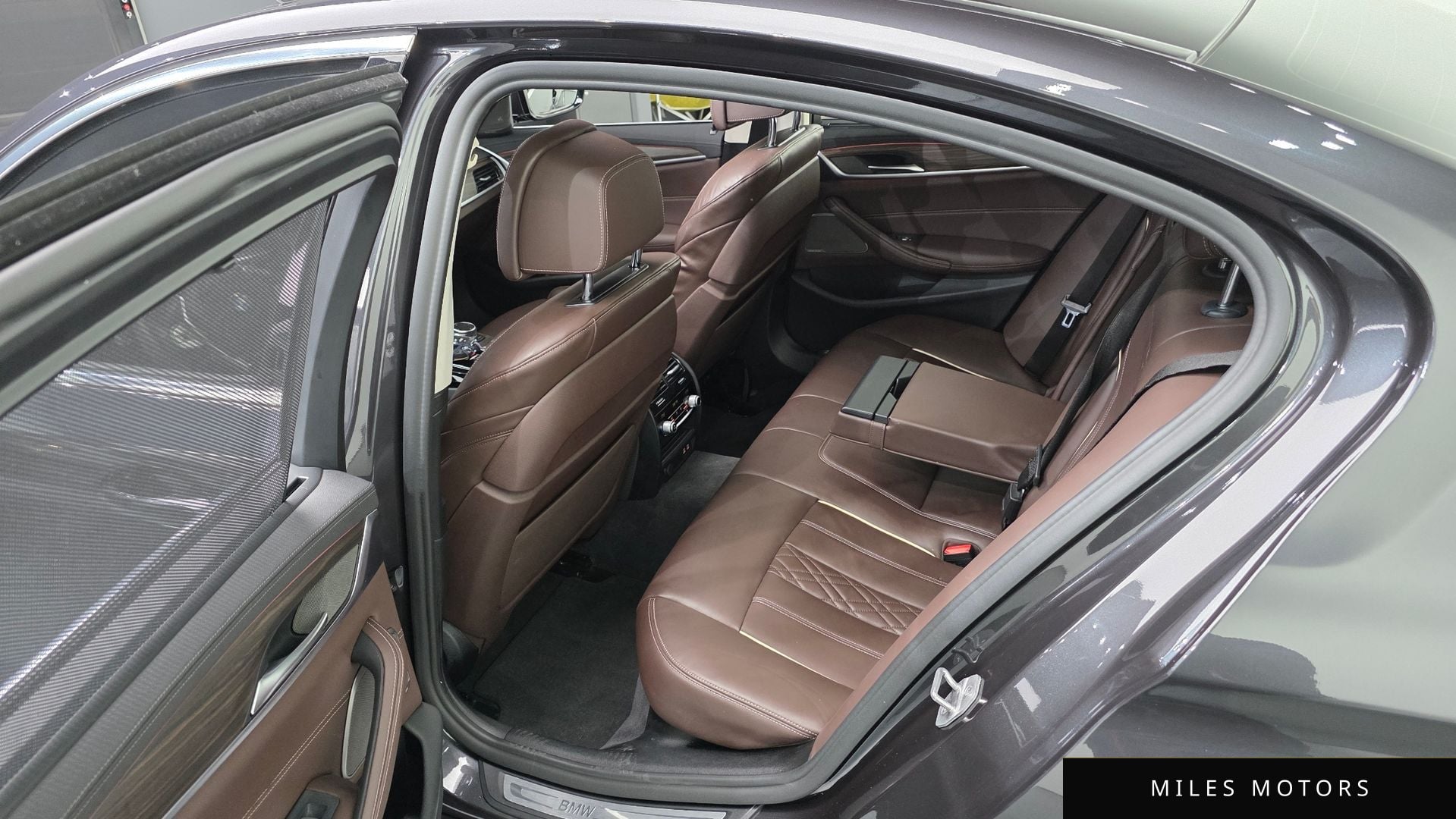 BMW 5 Series (G30) 2022 — миниатюра 11