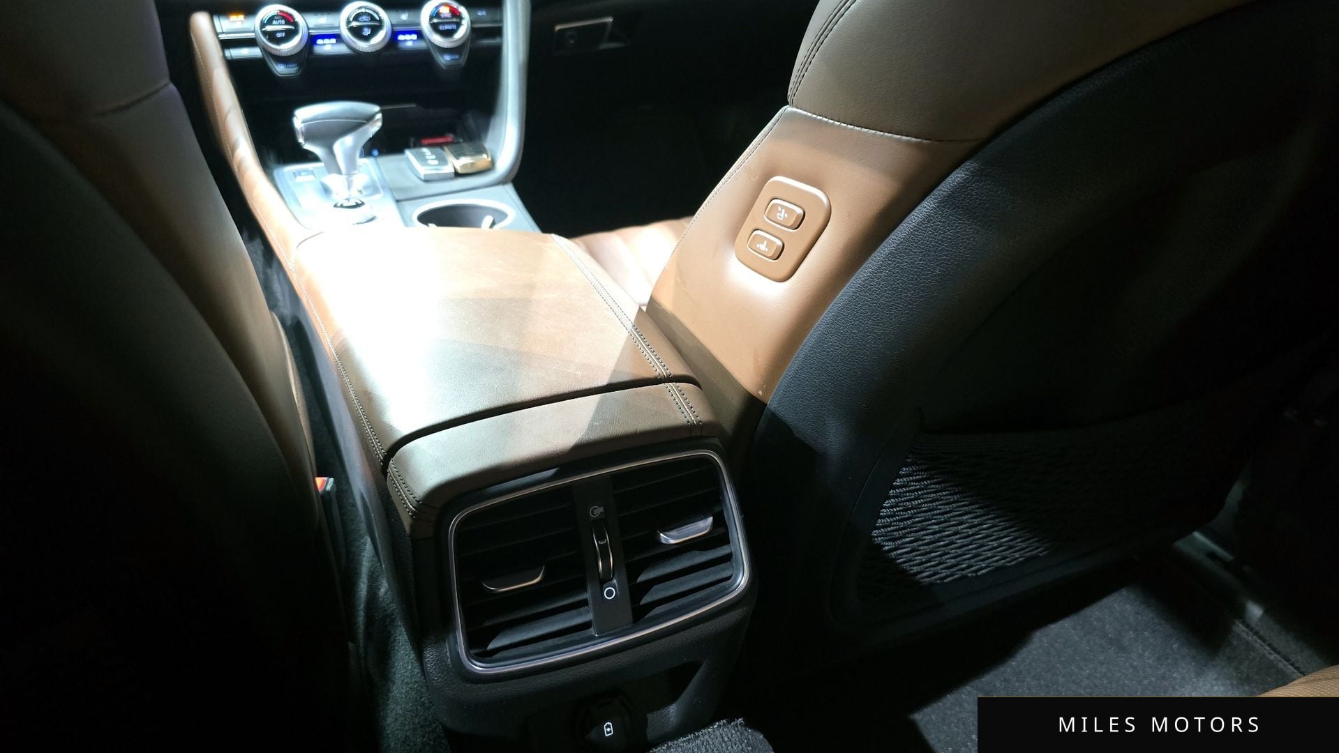 Genesis G70 2019 — миниатюра 17