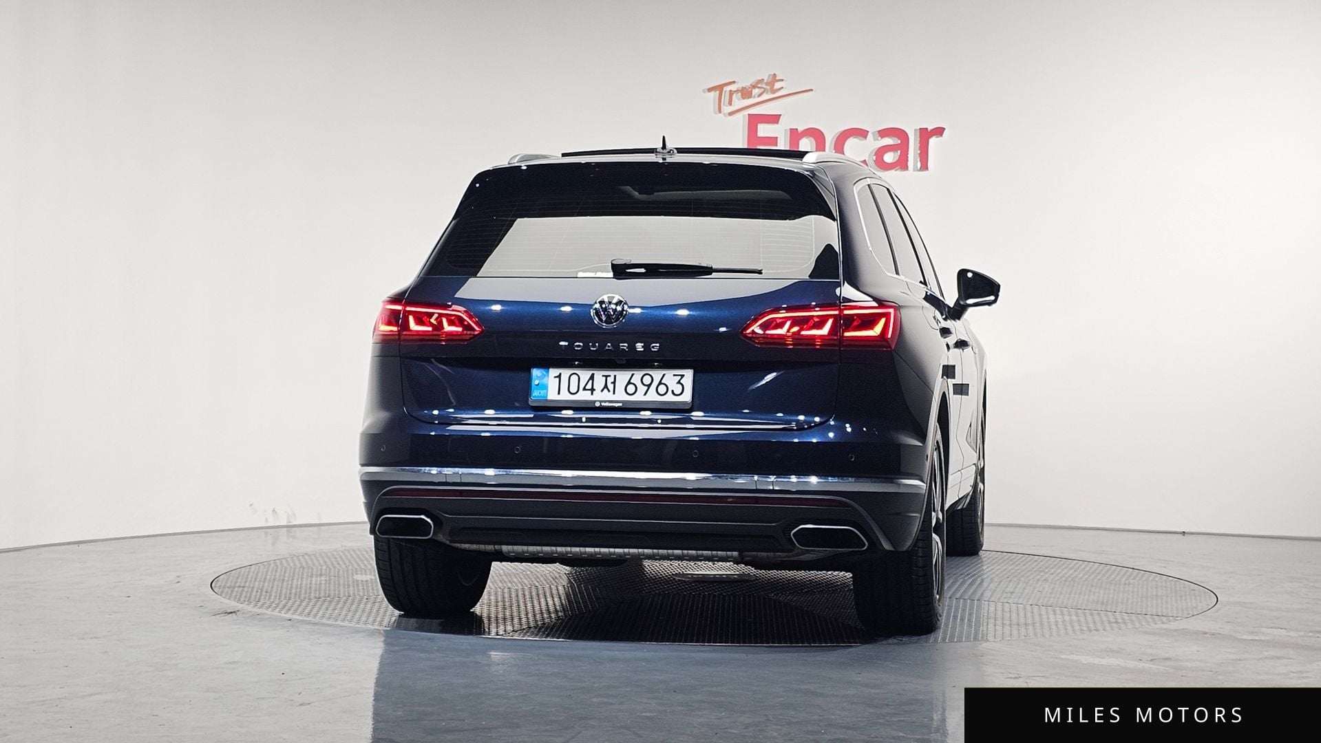 Volkswagen 투아렉 2023 — миниатюра 4