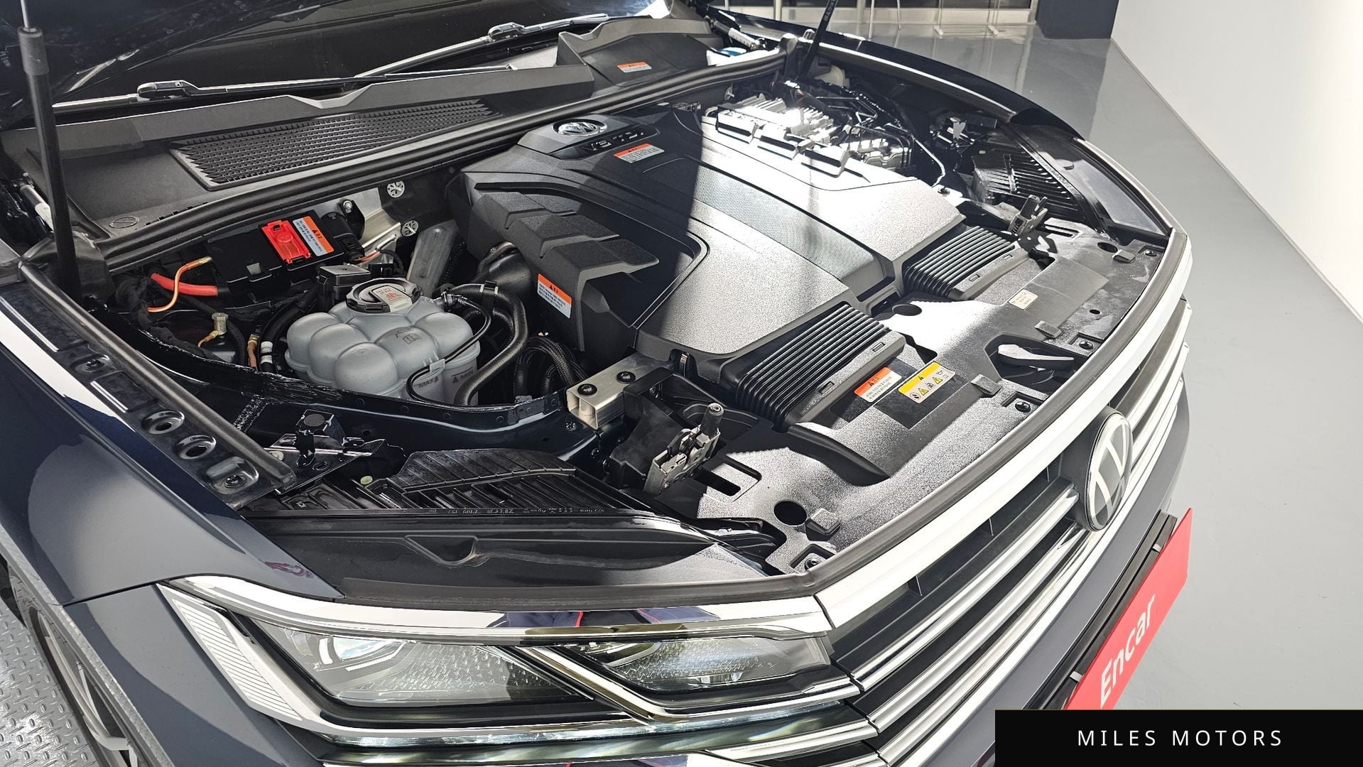 Volkswagen 투아렉 2023 — миниатюра 6