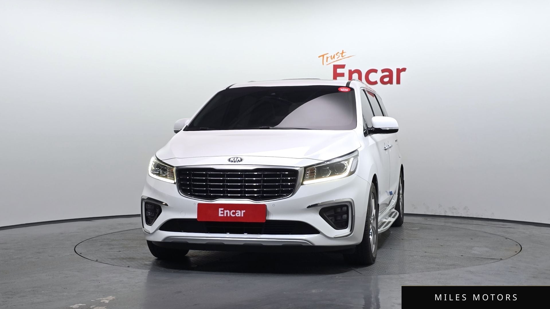 Kia Canival 2019 — миниатюра 3