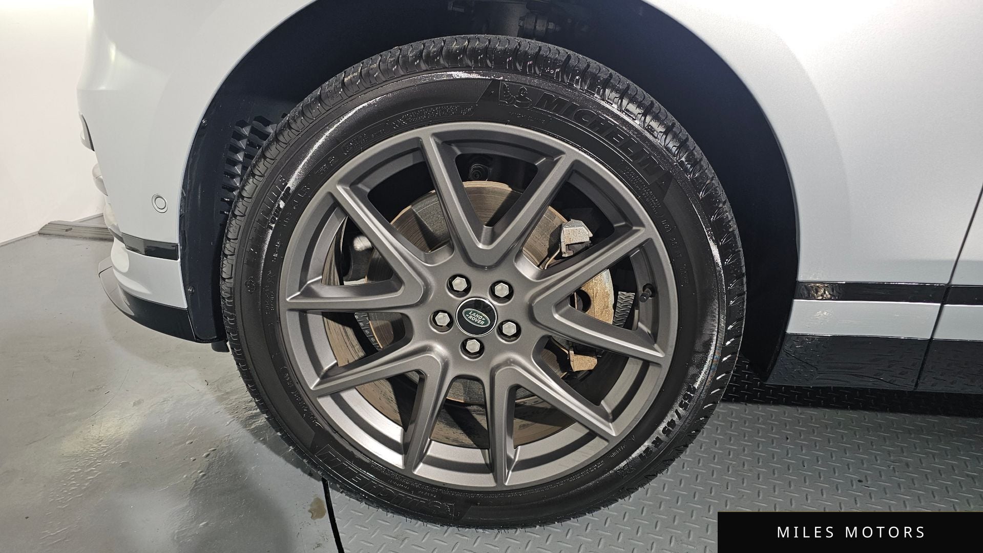 Land Rover Range Rover Velar 2025 — миниатюра 4