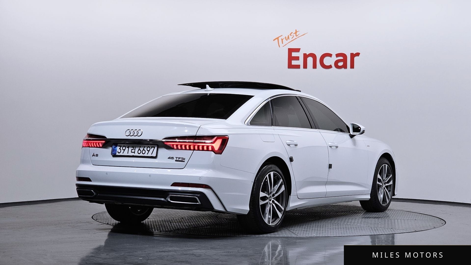 Audi A6 (C8) 2021 — миниатюра 2