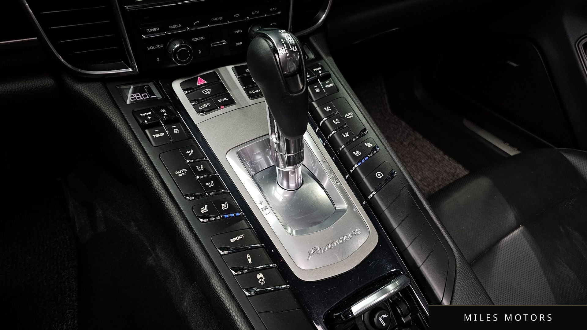 Porsche Panamera 2016 — миниатюра 9