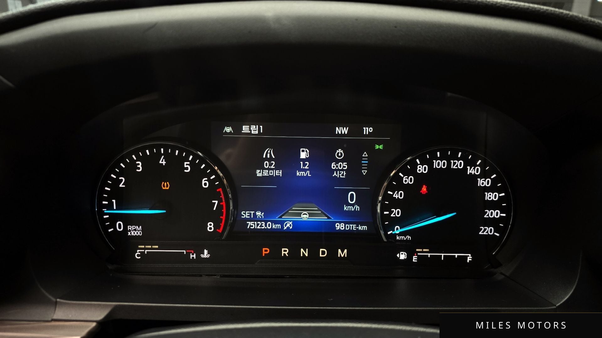 Ford Explorer 2020 — миниатюра 8