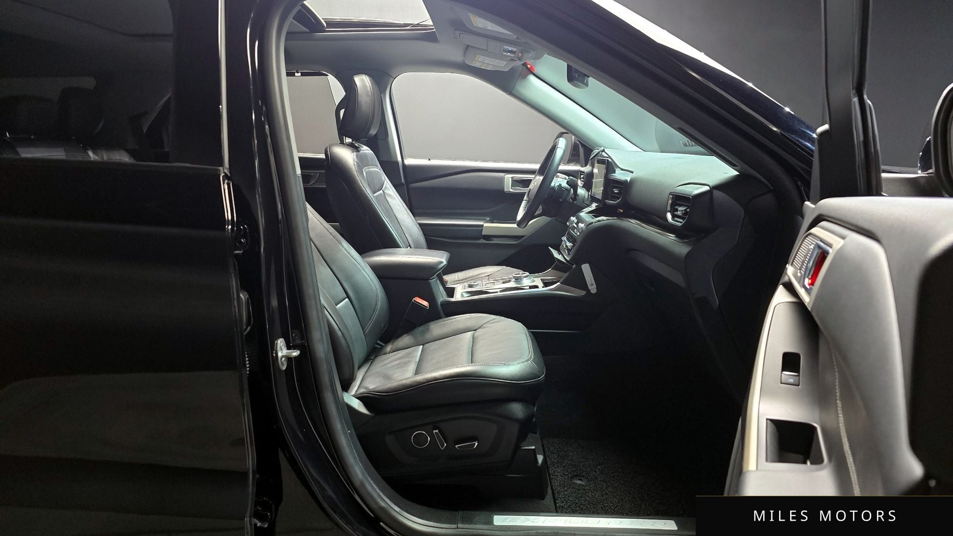 Ford Explorer 2020 — миниатюра 10
