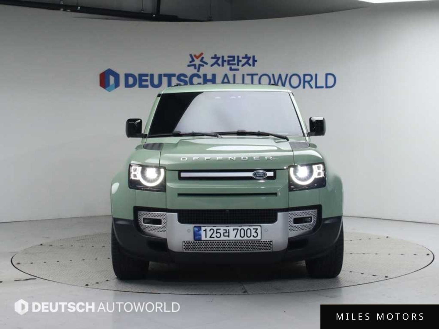 Land Rover Defender 2023 — миниатюра 3