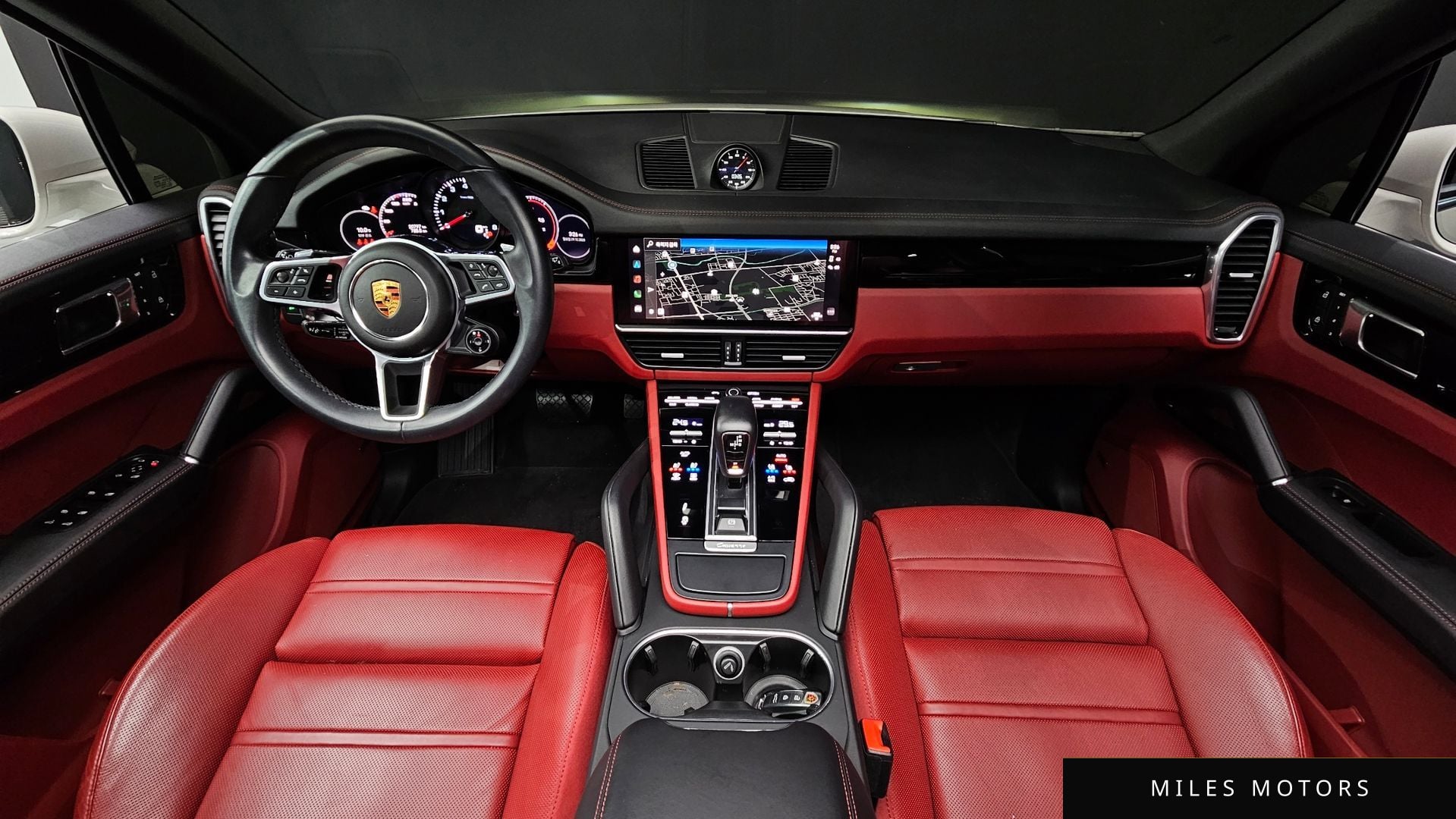 Porsche Cayenne 2023 — миниатюра 7