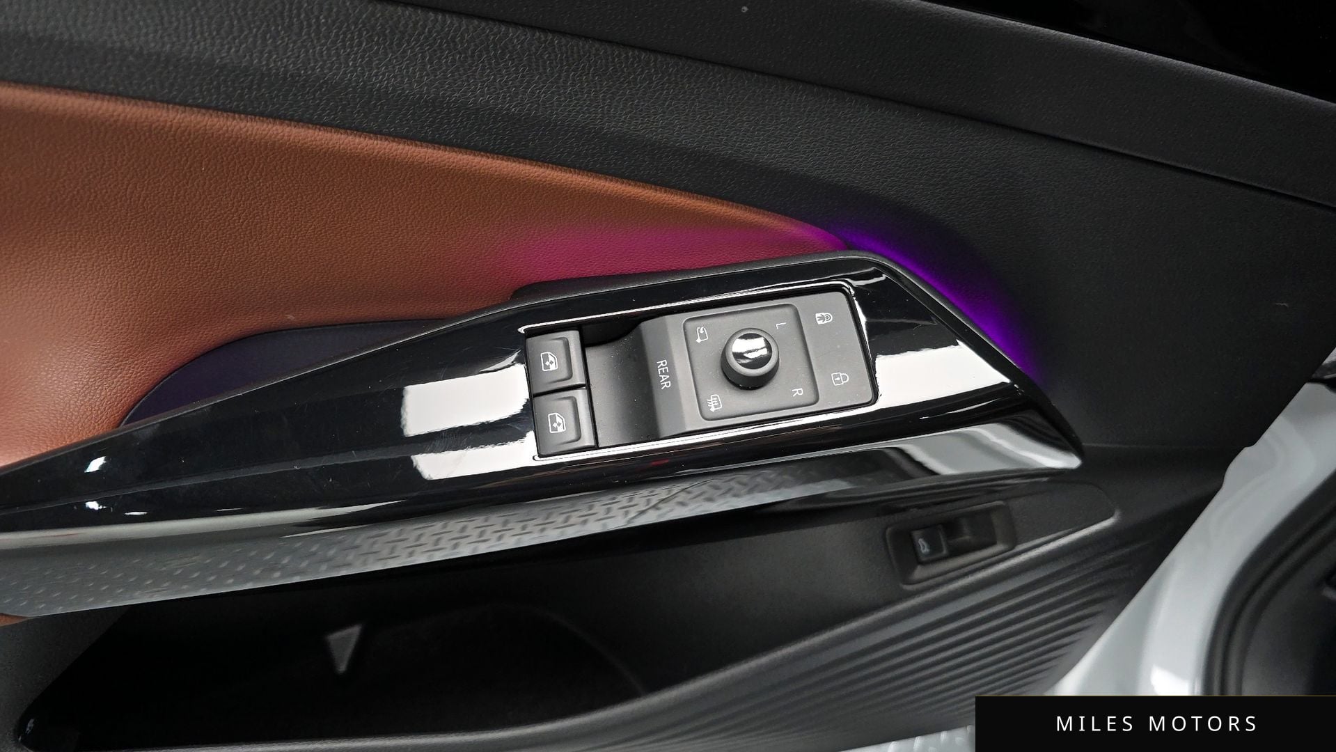 Volkswagen ID.4 2022 — миниатюра 17