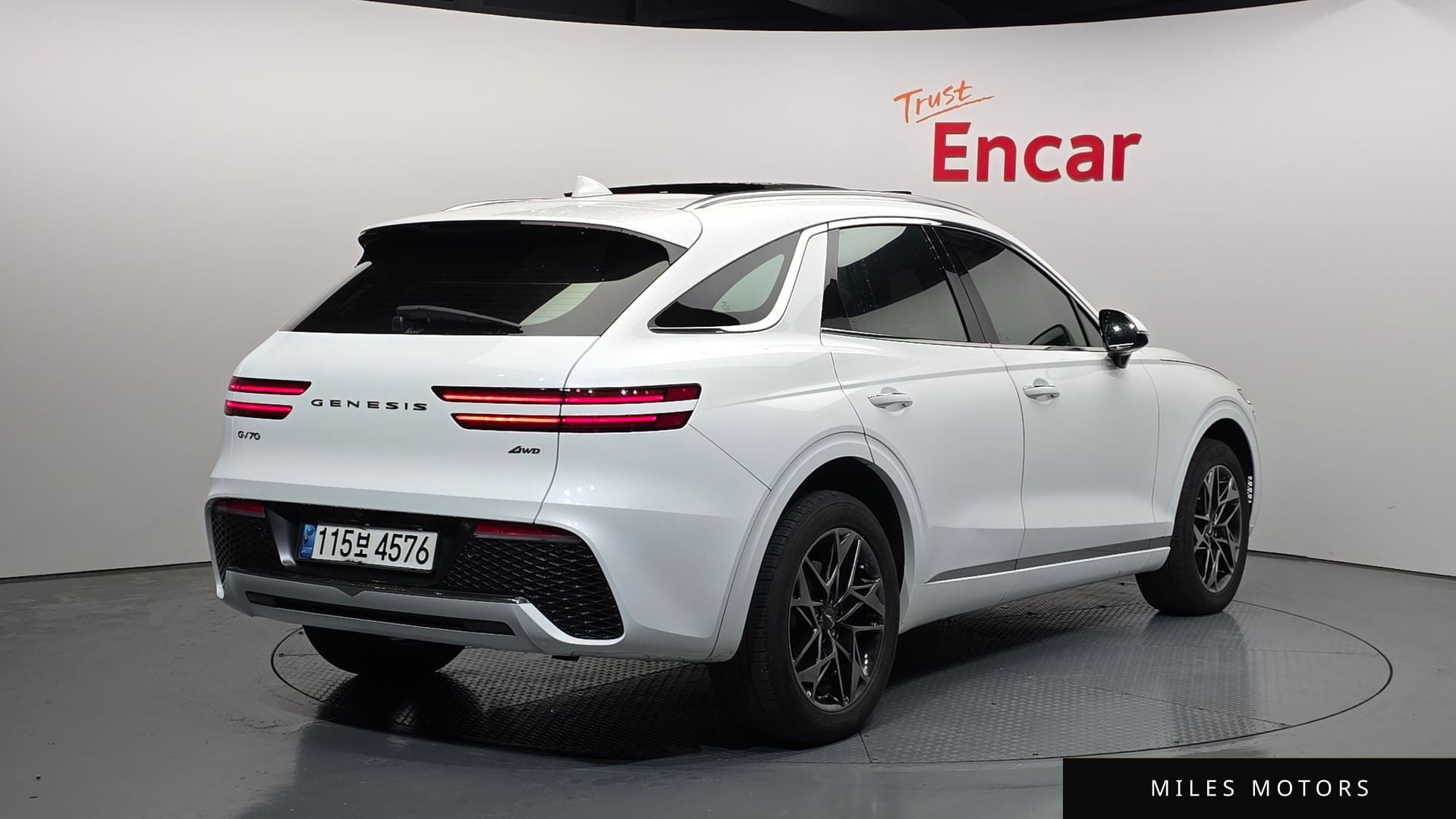 Genesis GV70 2021 — миниатюра 2
