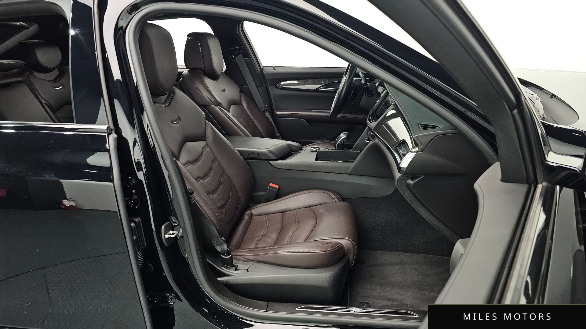Cadillac CT6 2019 — миниатюра 10