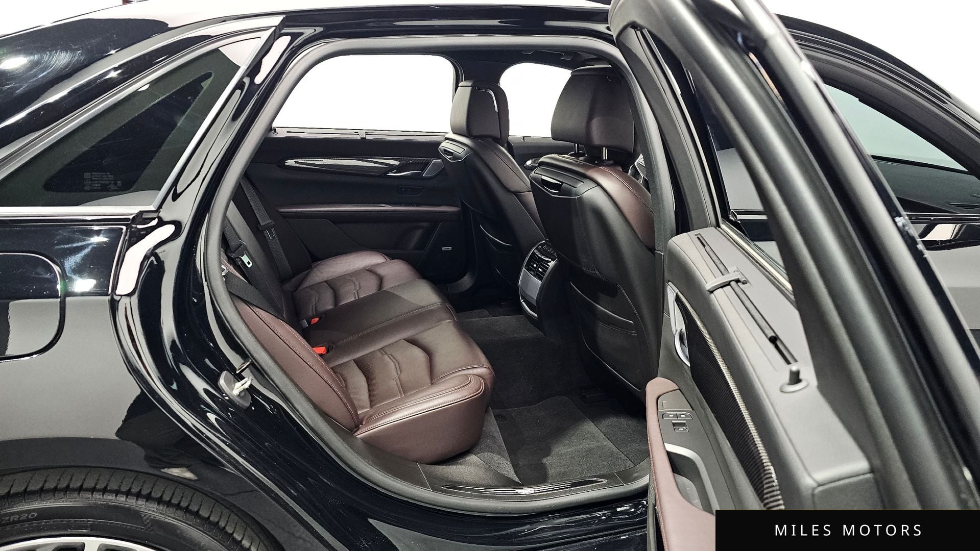 Cadillac CT6 2019 — миниатюра 11