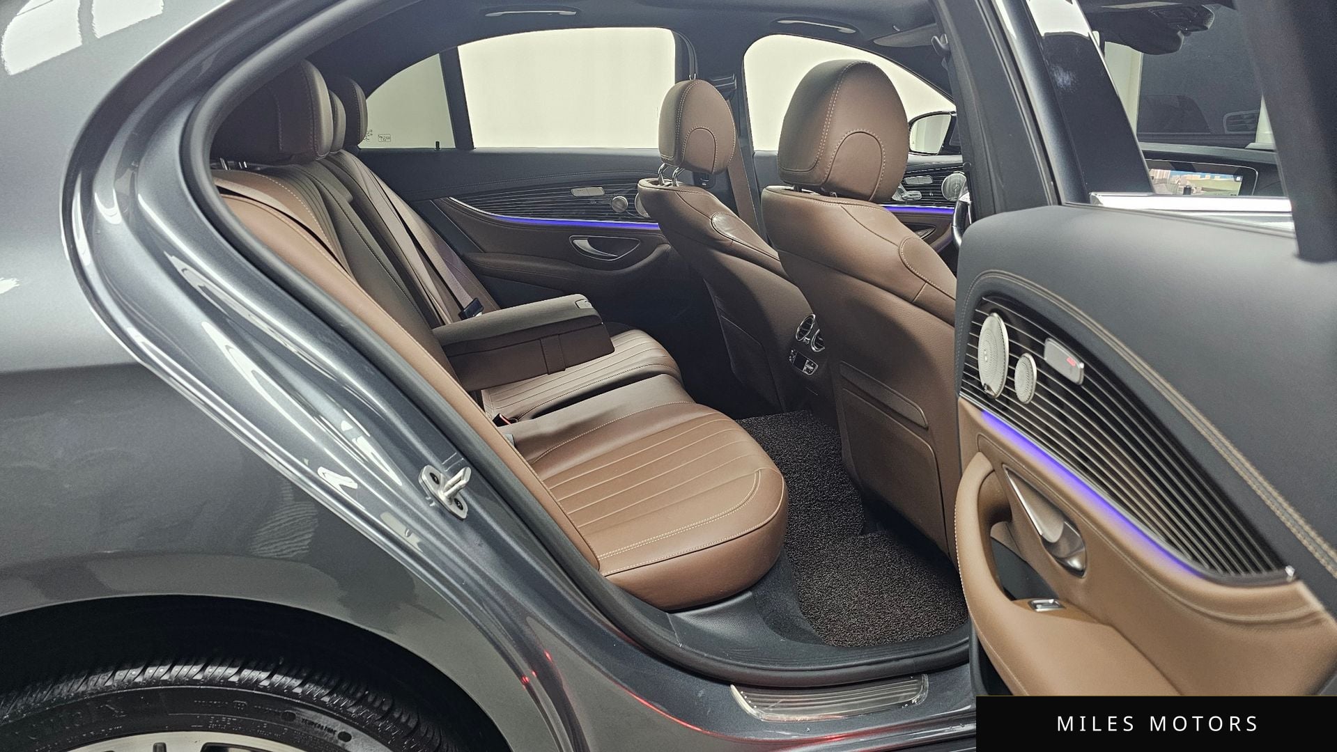 Mercedes-Benz E-Class W213 2021 — миниатюра 12