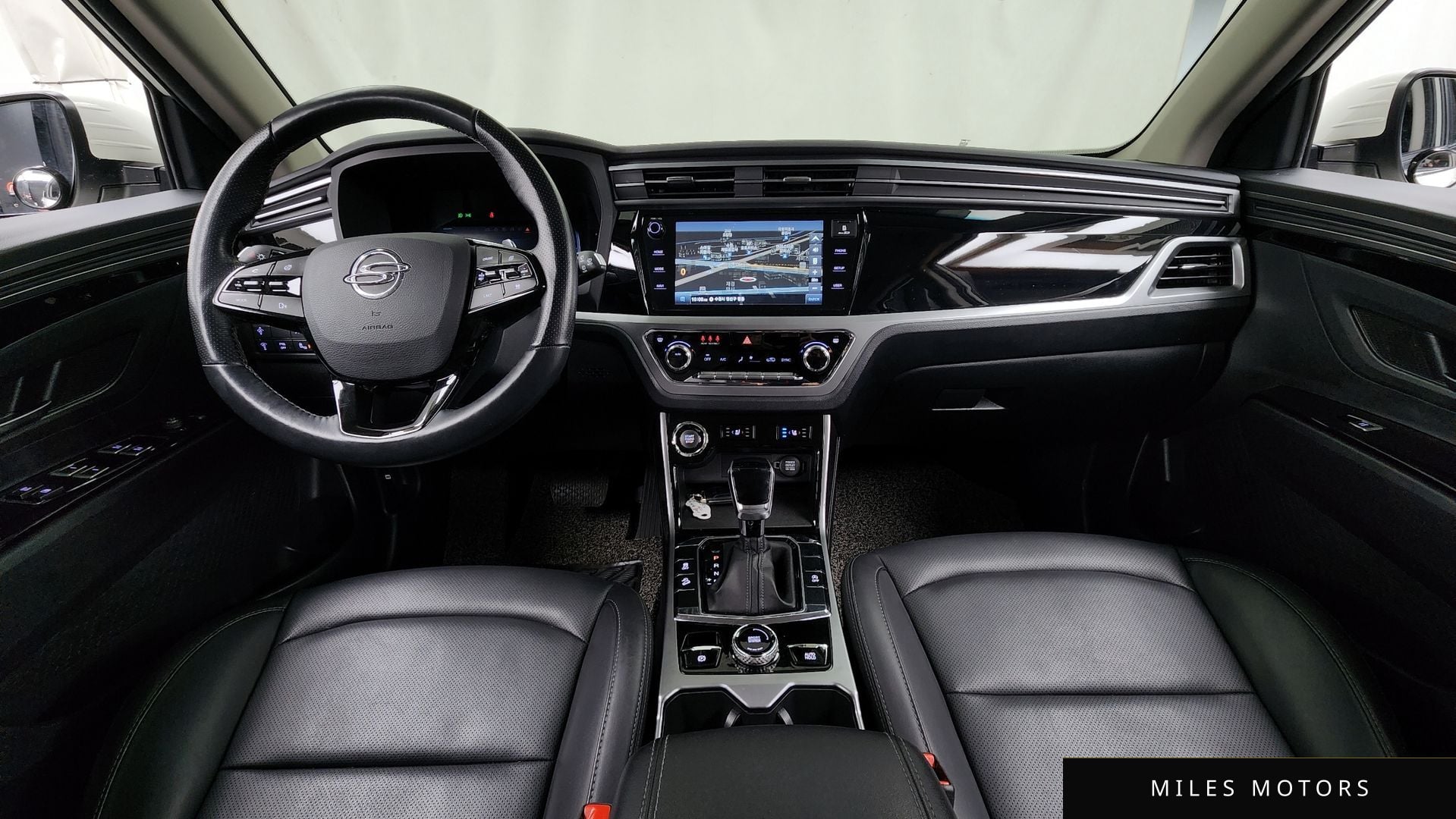 KG Mobility Beautiful Korando 2022 — миниатюра 6