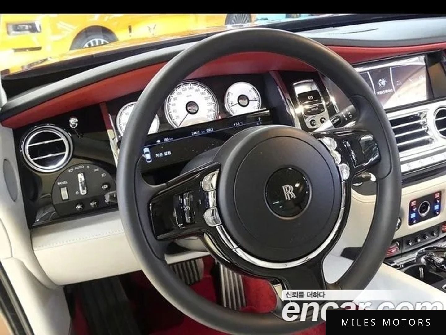 Rolls-Royce Wraith 2019 — миниатюра 14