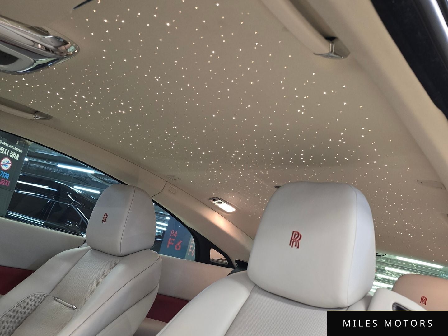 Rolls-Royce Wraith 2019 — миниатюра 16