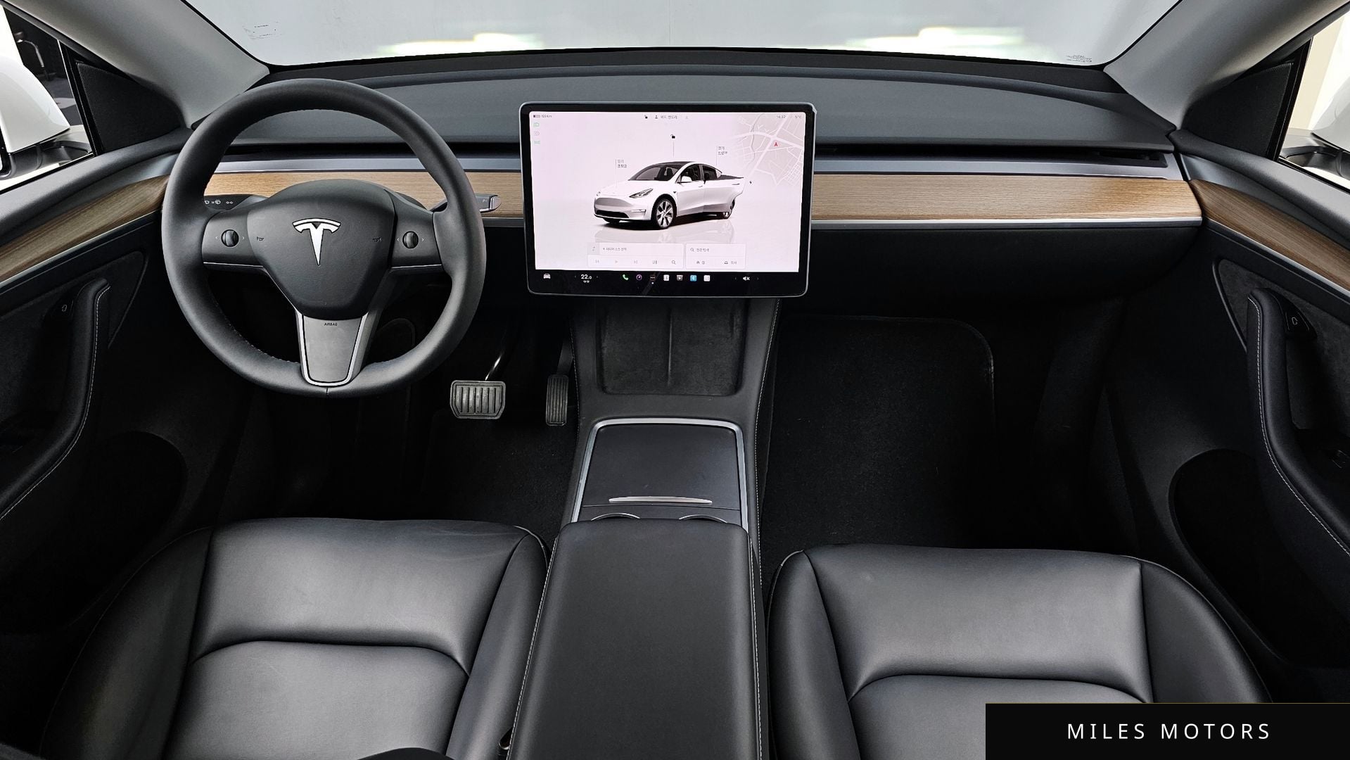 Tesla Model Y 2024 — миниатюра 7