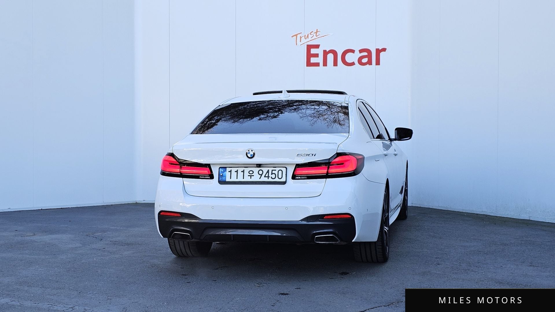 BMW 5 Series (G30) 2022 — миниатюра 4