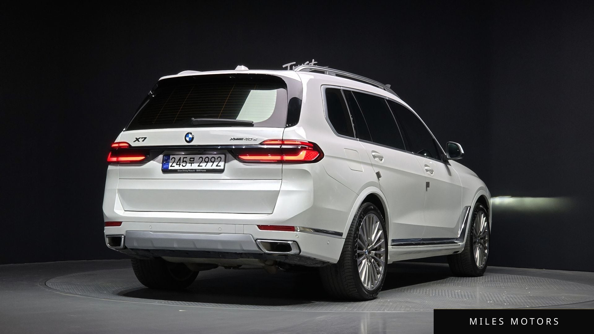 BMW X7 (G07) 2023 — миниатюра 2