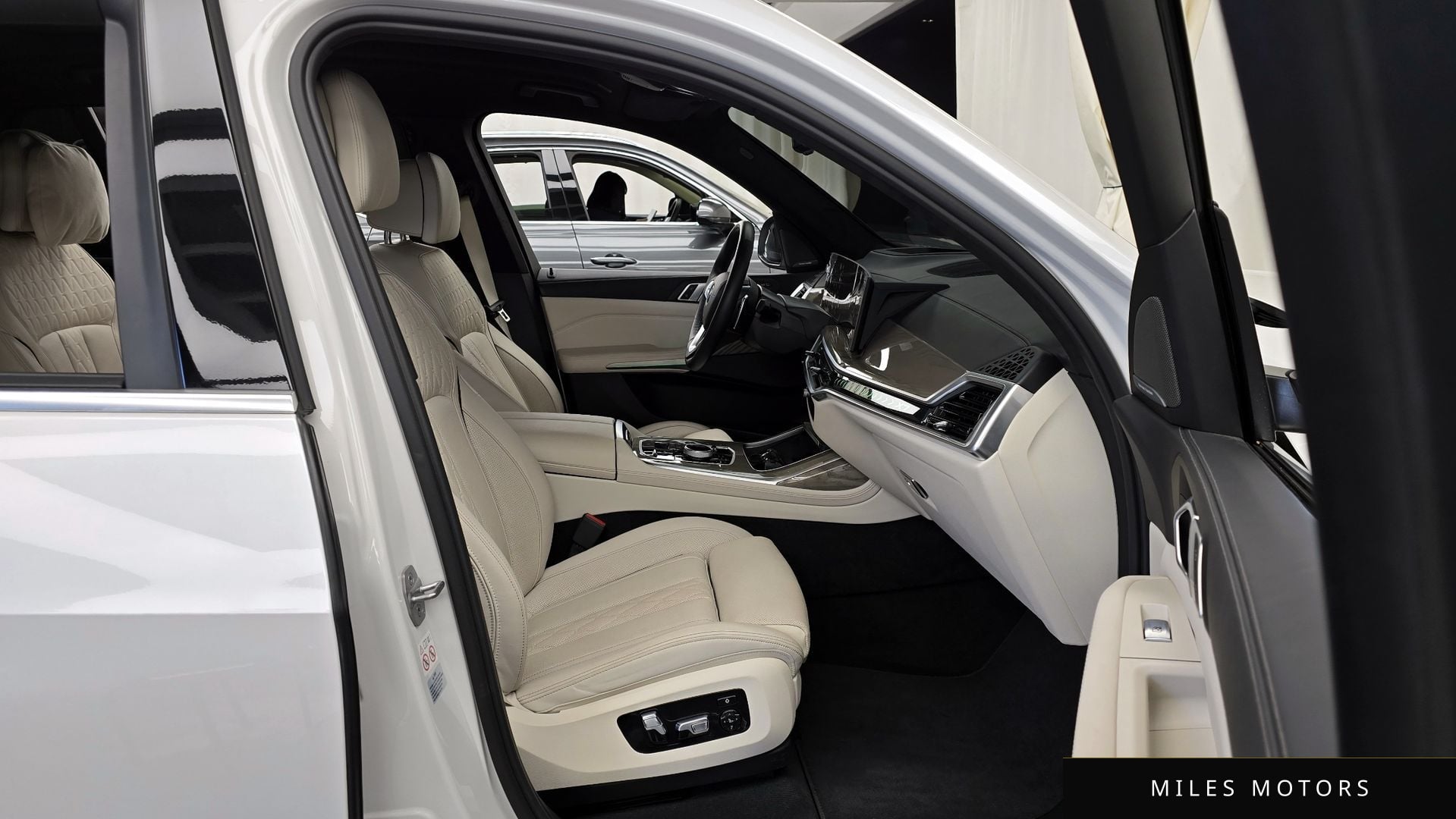 BMW X7 (G07) 2023 — миниатюра 11
