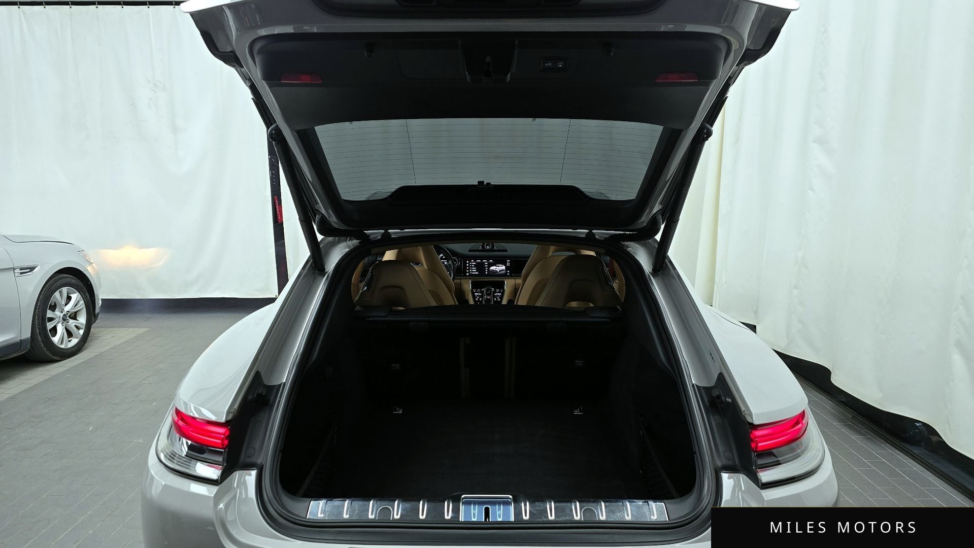 Porsche 파나메라 (971) 2023 — миниатюра 20