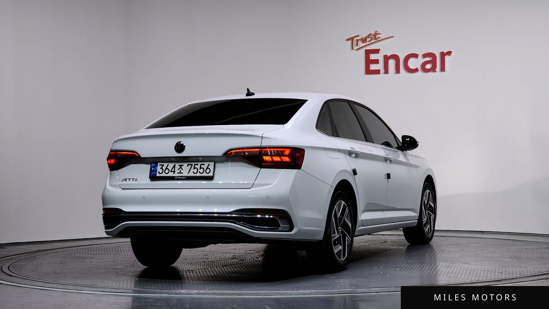 Volkswagen Jetta 2023 — миниатюра 2