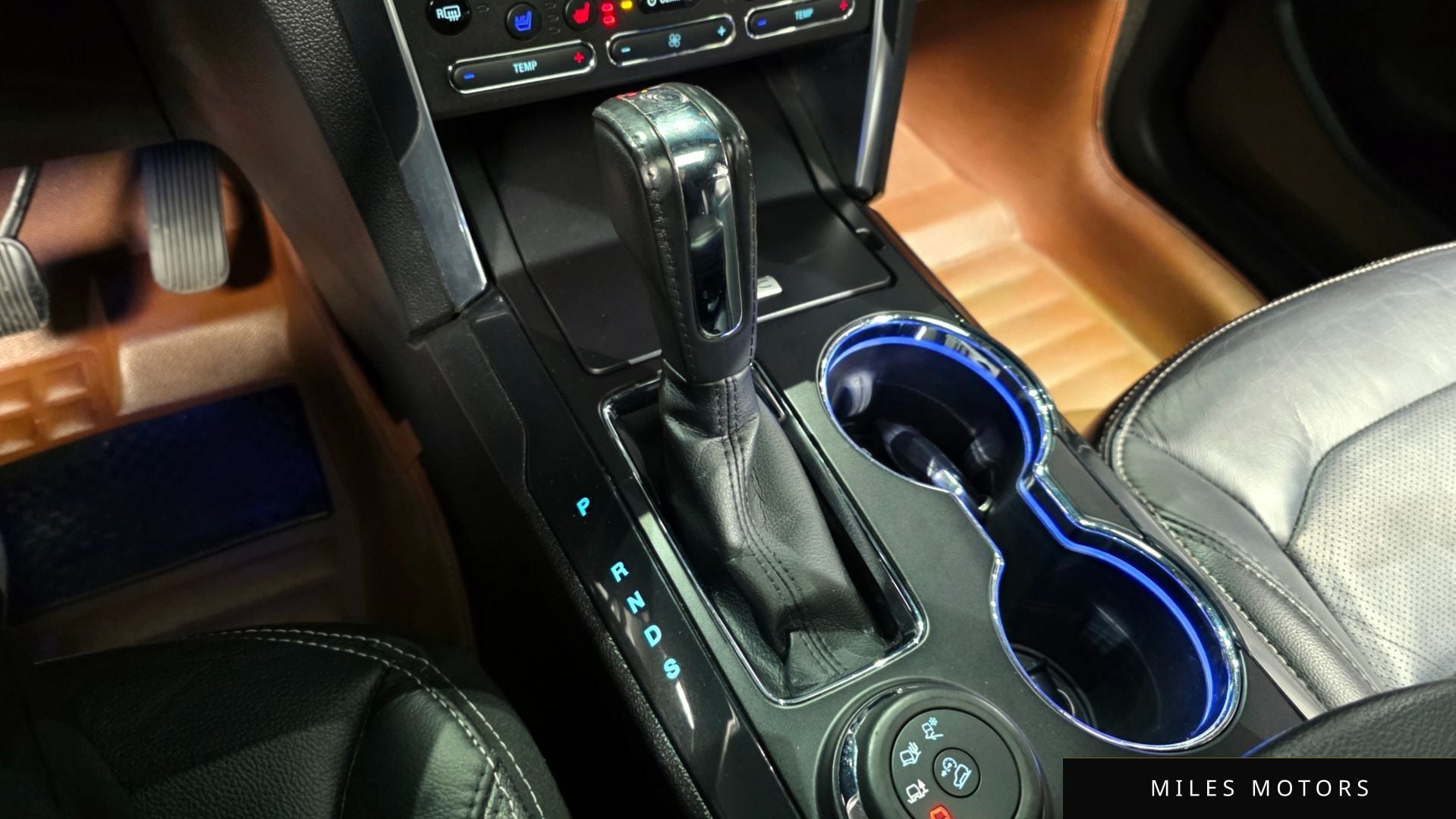 Ford Explorer 2016 — миниатюра 9