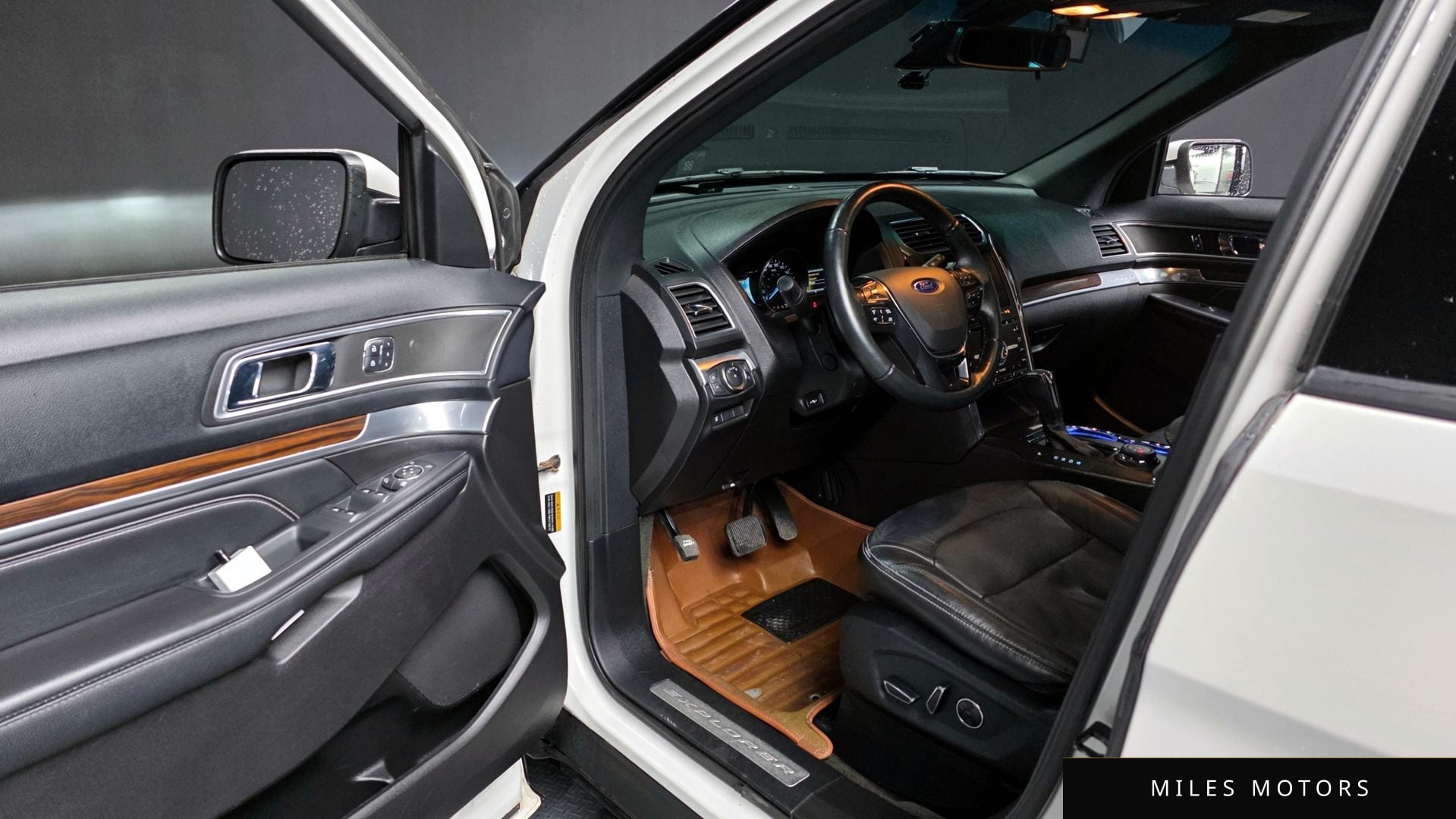 Ford Explorer 2016 — миниатюра 10