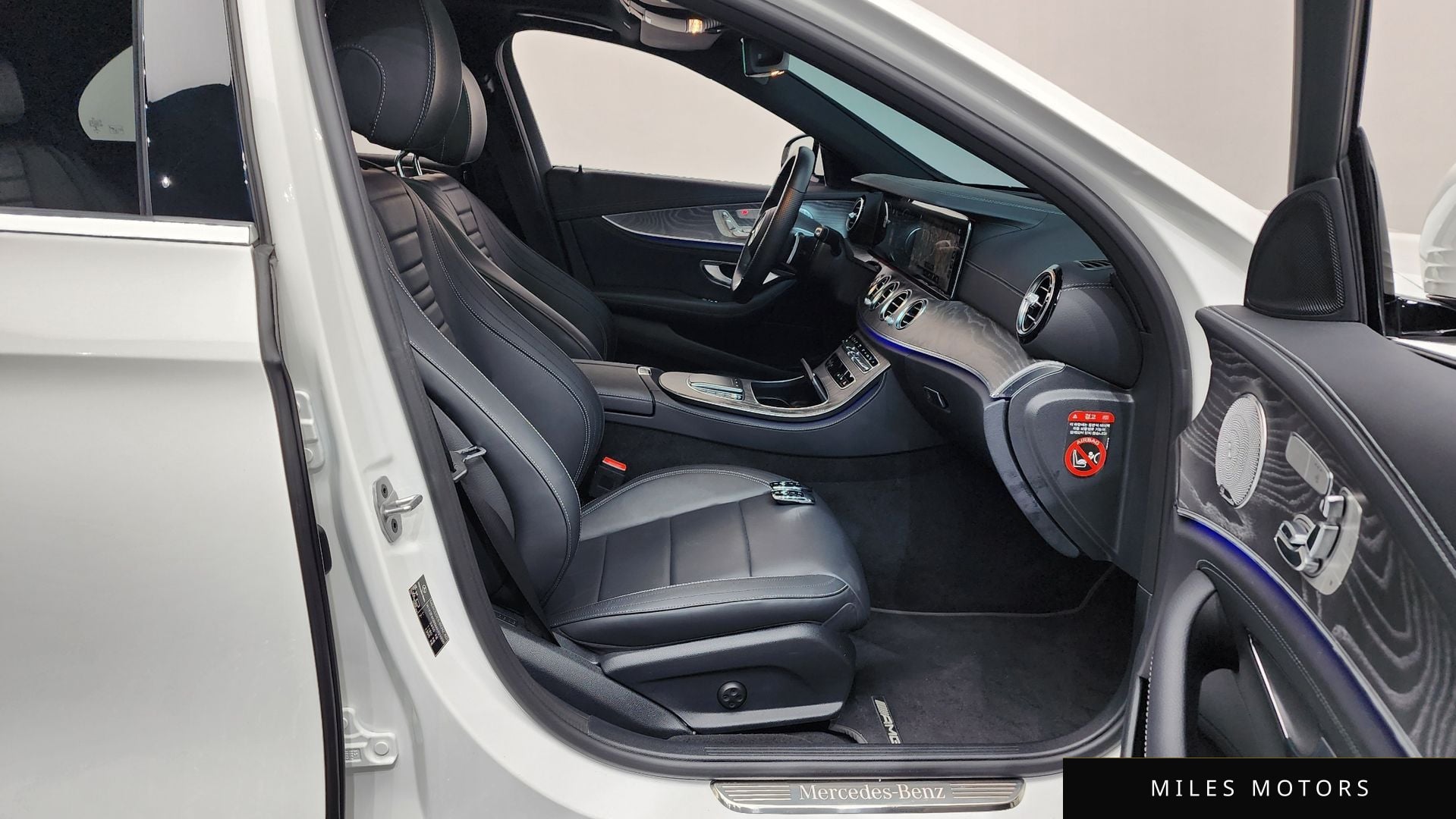 Mercedes-Benz E-Class W213 2021 — миниатюра 11
